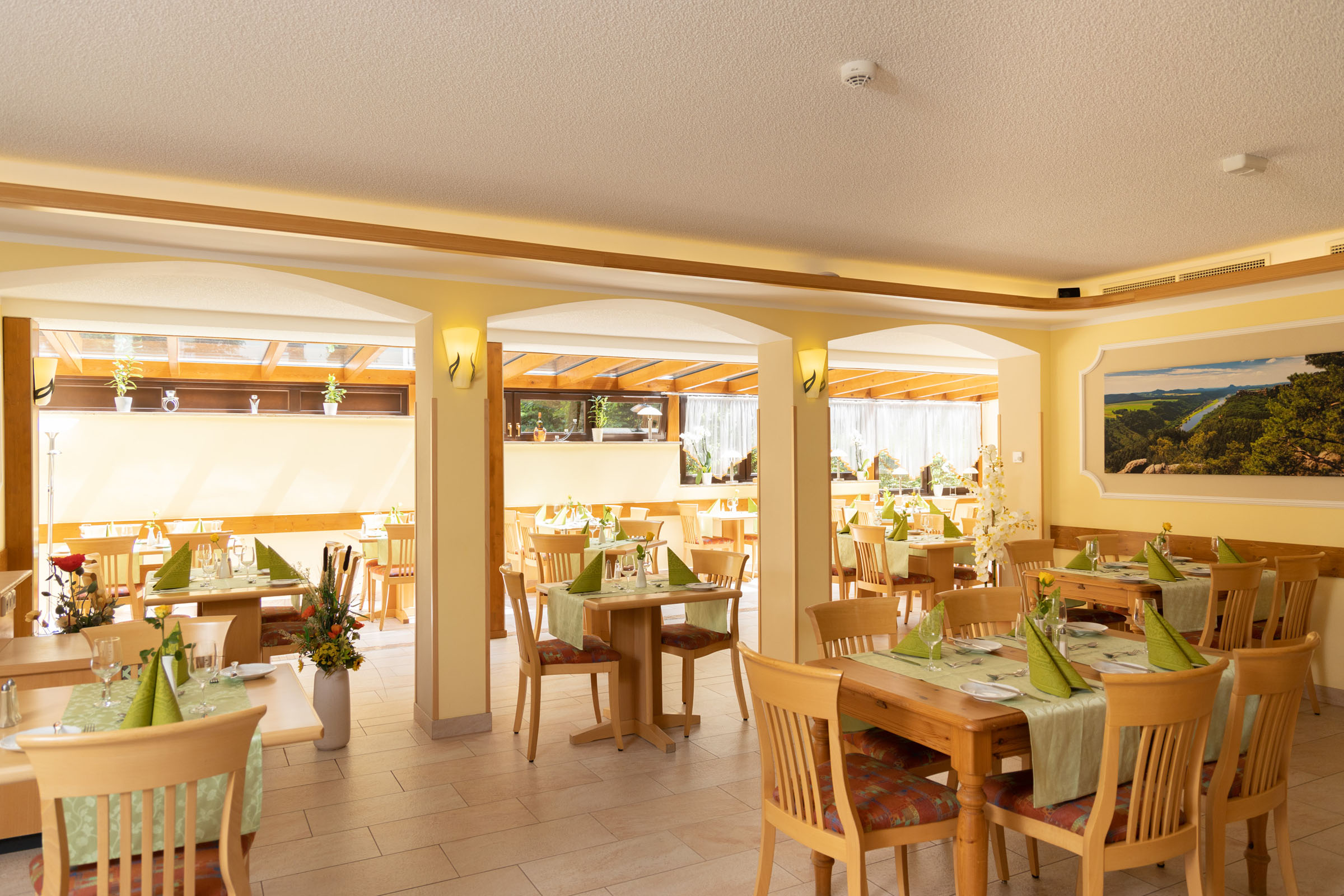 Restaurant im Hotel Elbpromenade – Motiv