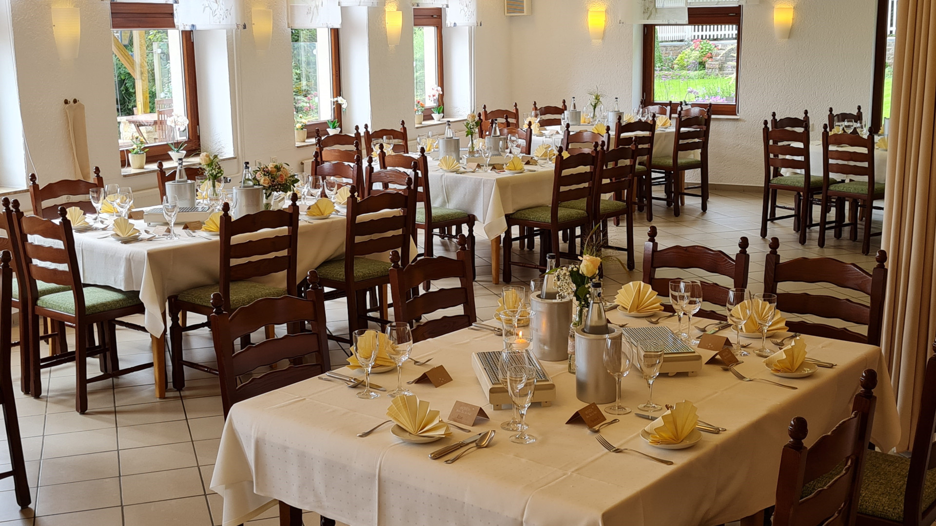 Hotel Waldquelle - Baumhaushotel Aerzen, Aerzen