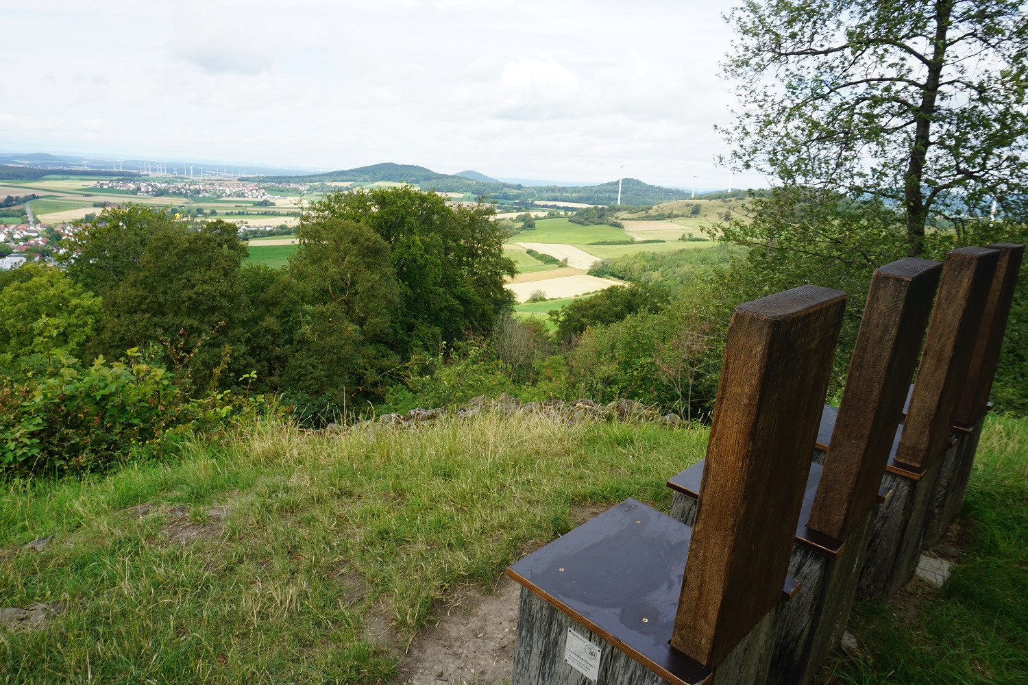 2023 07 24 Burgberg LandschaftsthroneSchauenburg