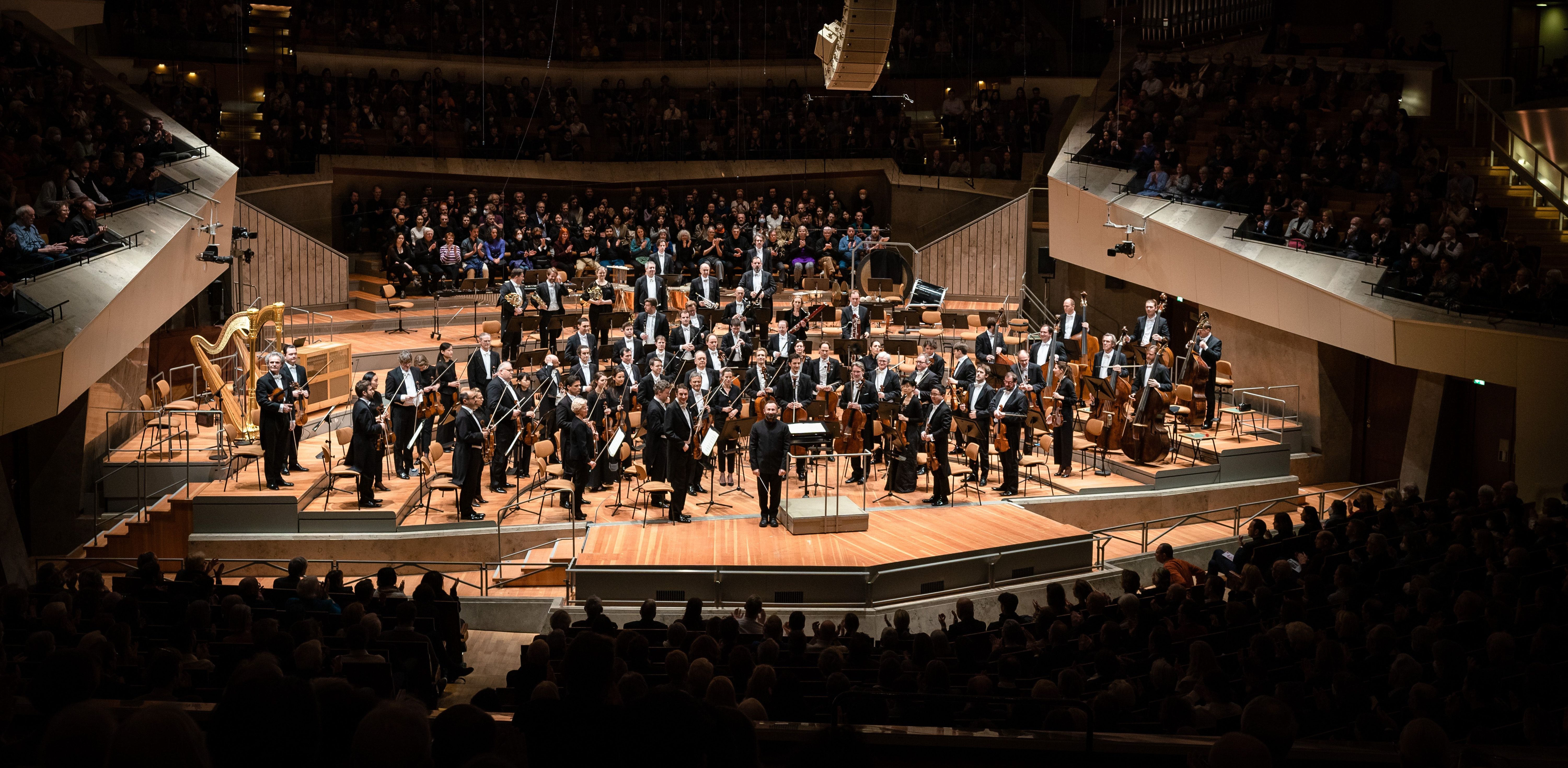 ミュージック BERLINER PHILHARMONIKER NEW YEAR'S EVE New Year's Eve concert by the Berliner Philharmoniker