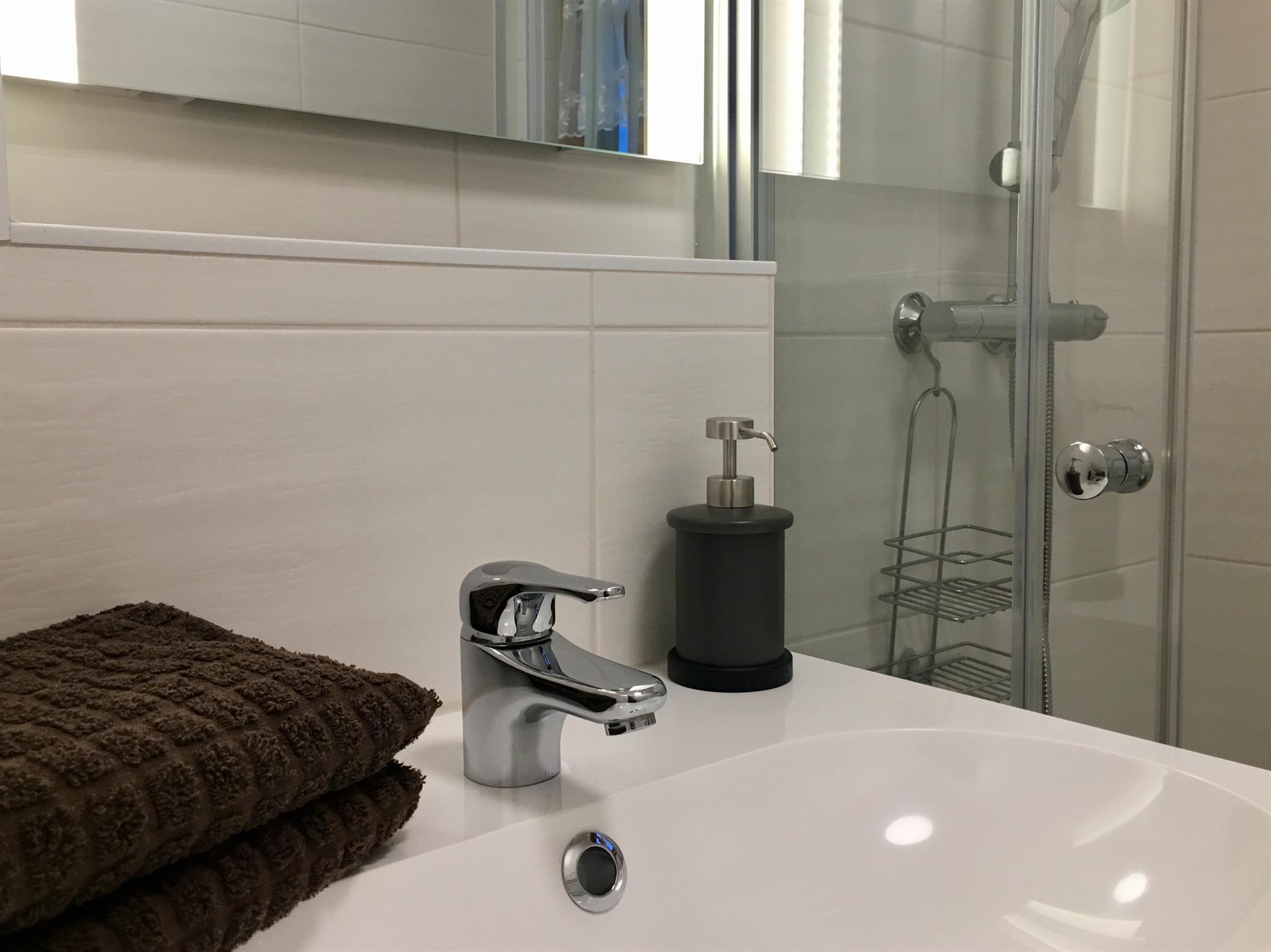 Bad mit Dusche