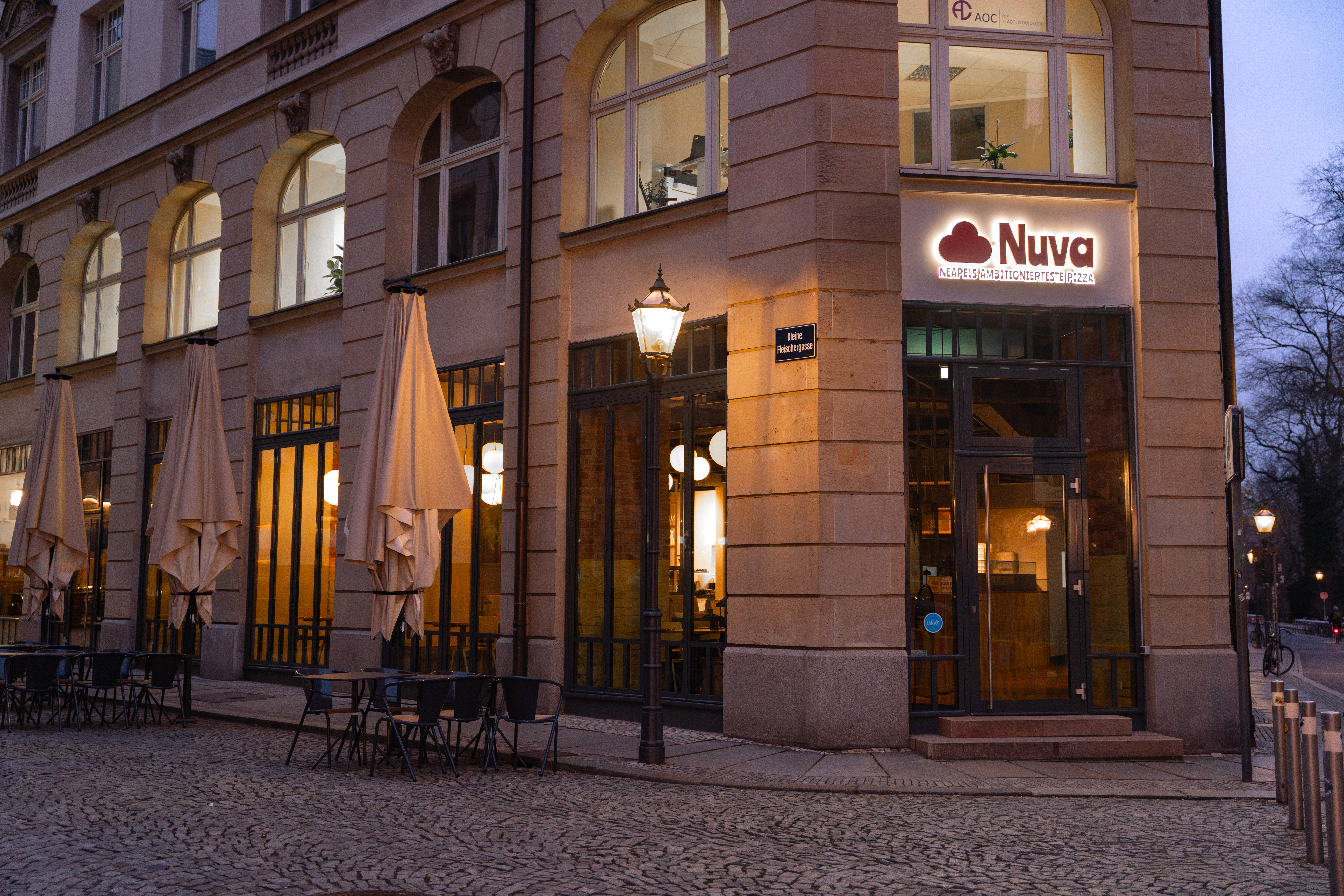 Nuva – Motiv