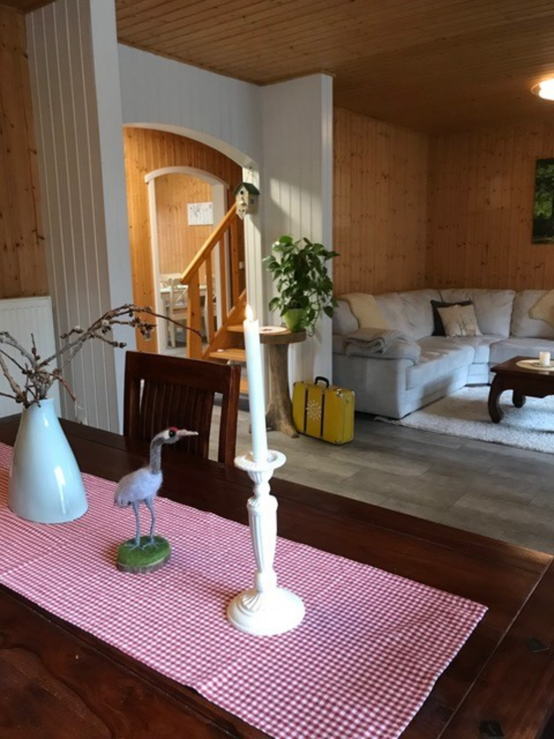 Wohnzimmer Kranich-Holzferienhaus „Kleine Auszeit“