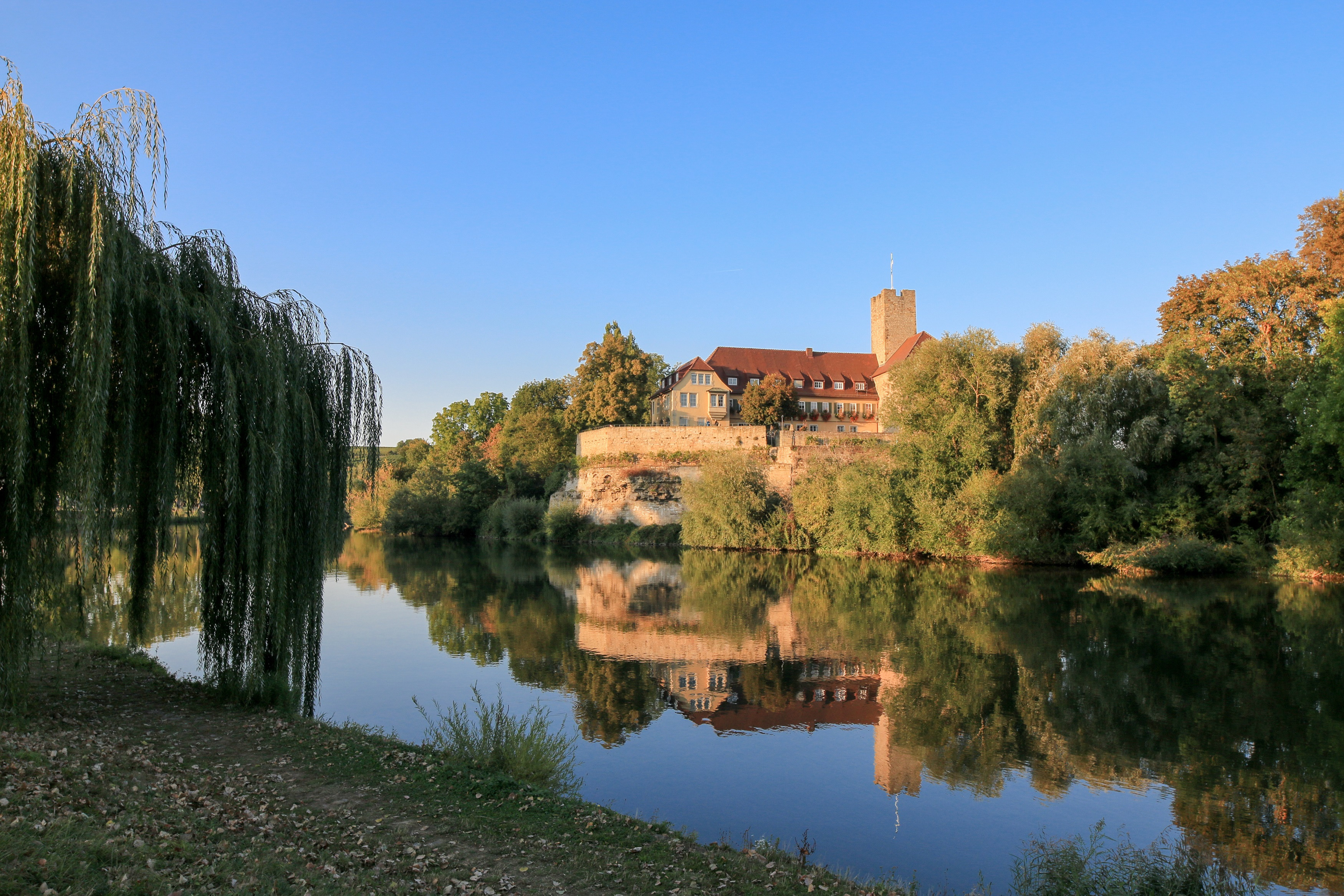 Grafenburg auf der Neckarinsel Lauffen a.N.