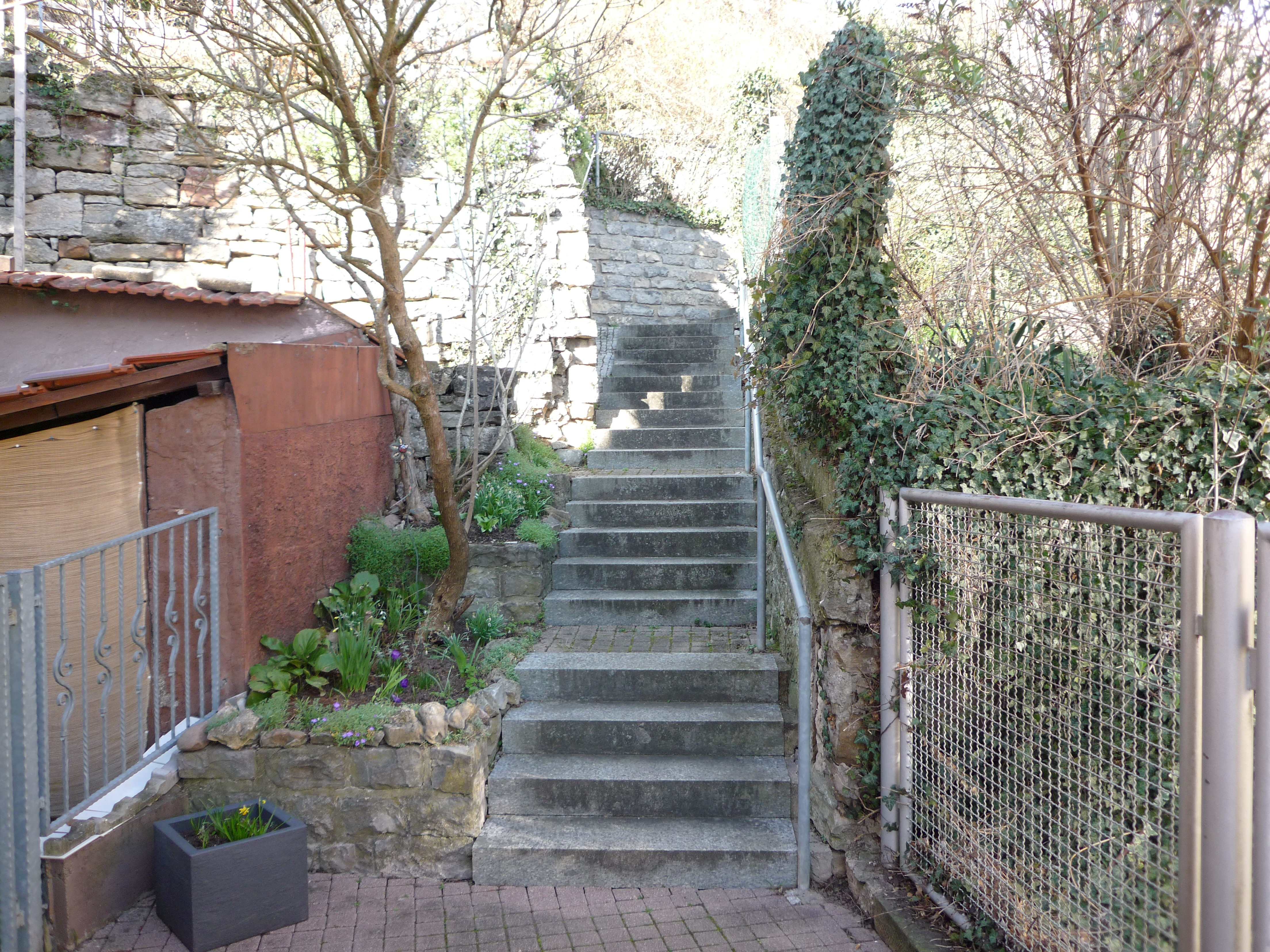 zu gehende Treppen in Lomersheim