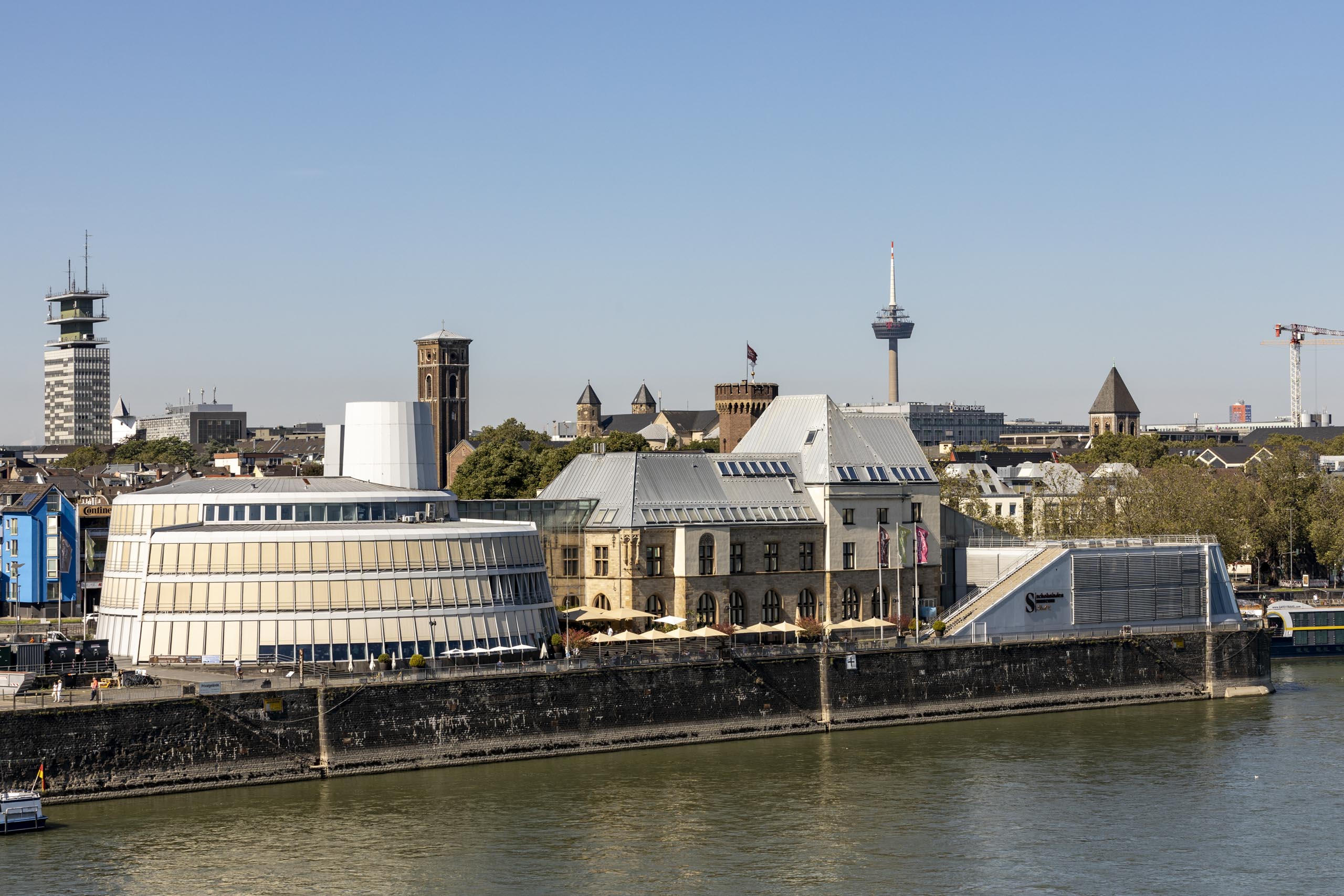 https://dam.destination.one/2492454/6d34826a3ed63cea92d4a9ae1c899eabeac3316fd8ab5ff1d8ac55a77e0b2257/chocolate-museum.jpg