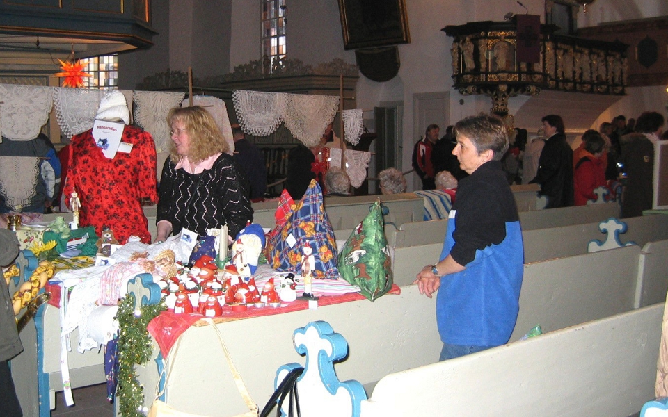 Adventsmarkt in der Kirche, Wesselburen