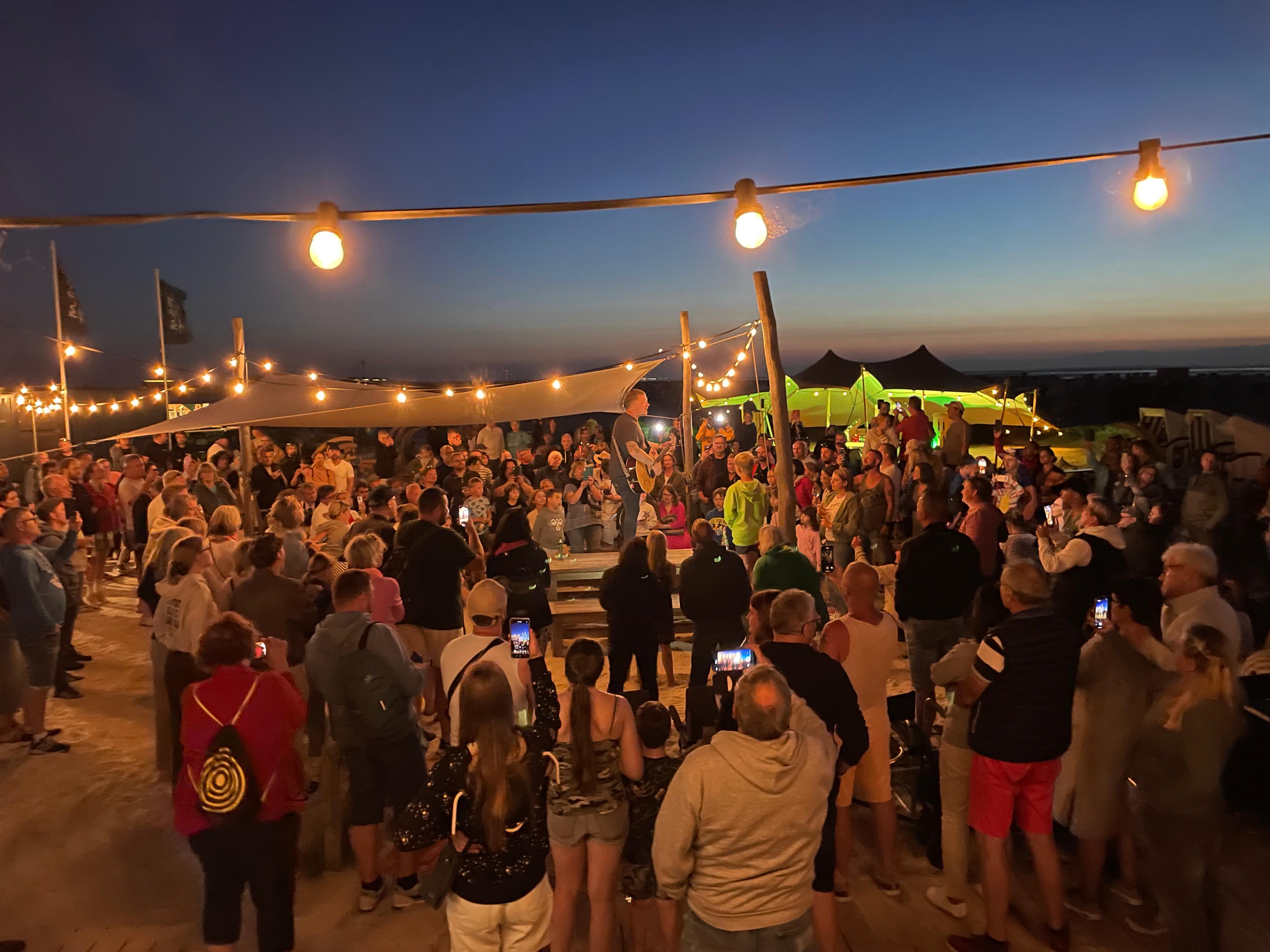 Live am Strand