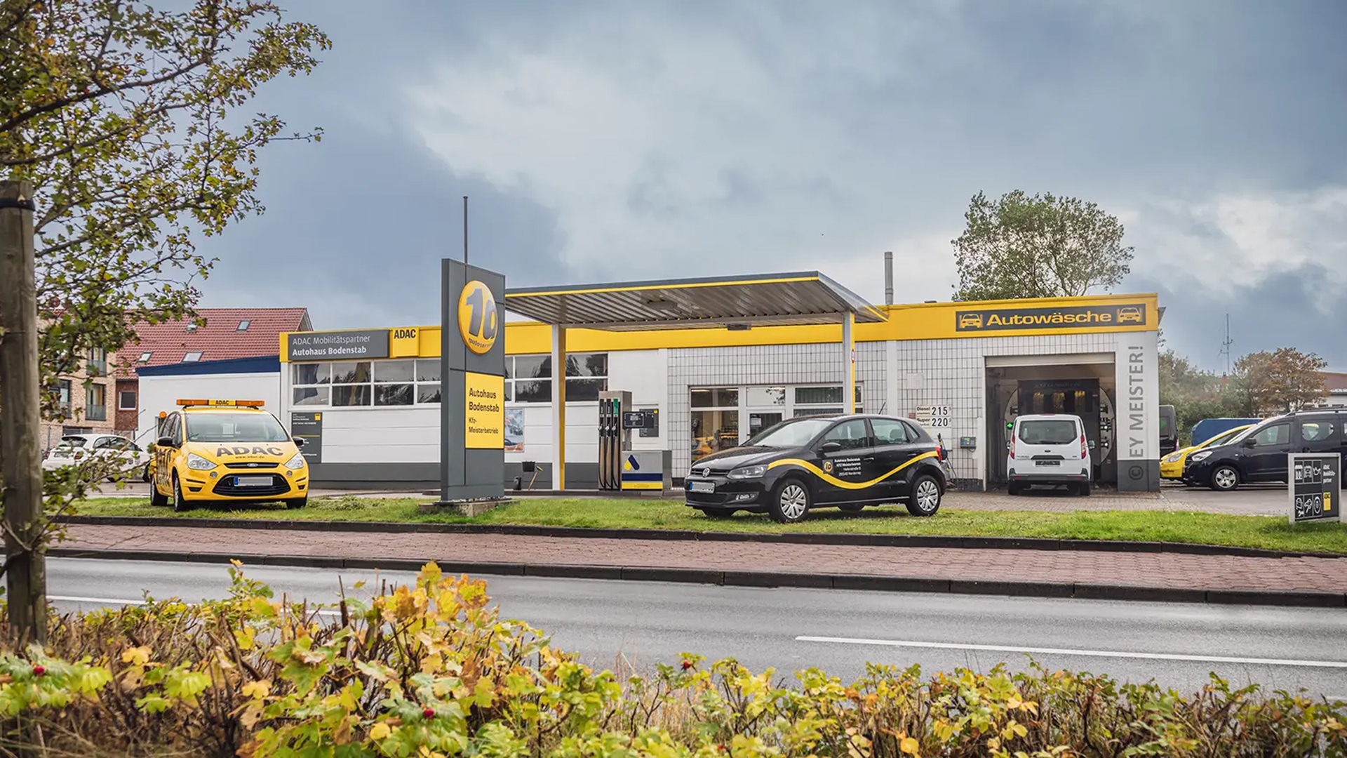 Autohaus Bodenstab mit Tankstelle