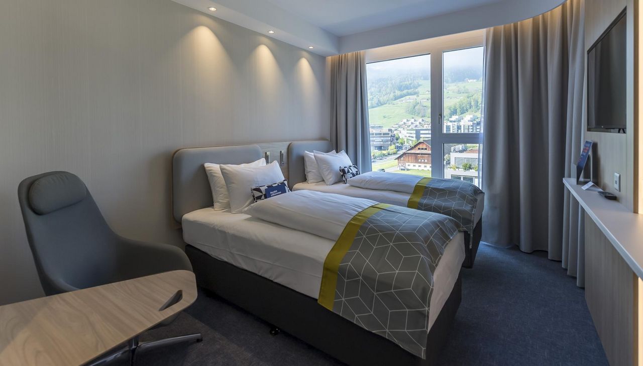 Holiday Inn Express Luzern-Kriens Holiday Inn Express Luzern-Kriens