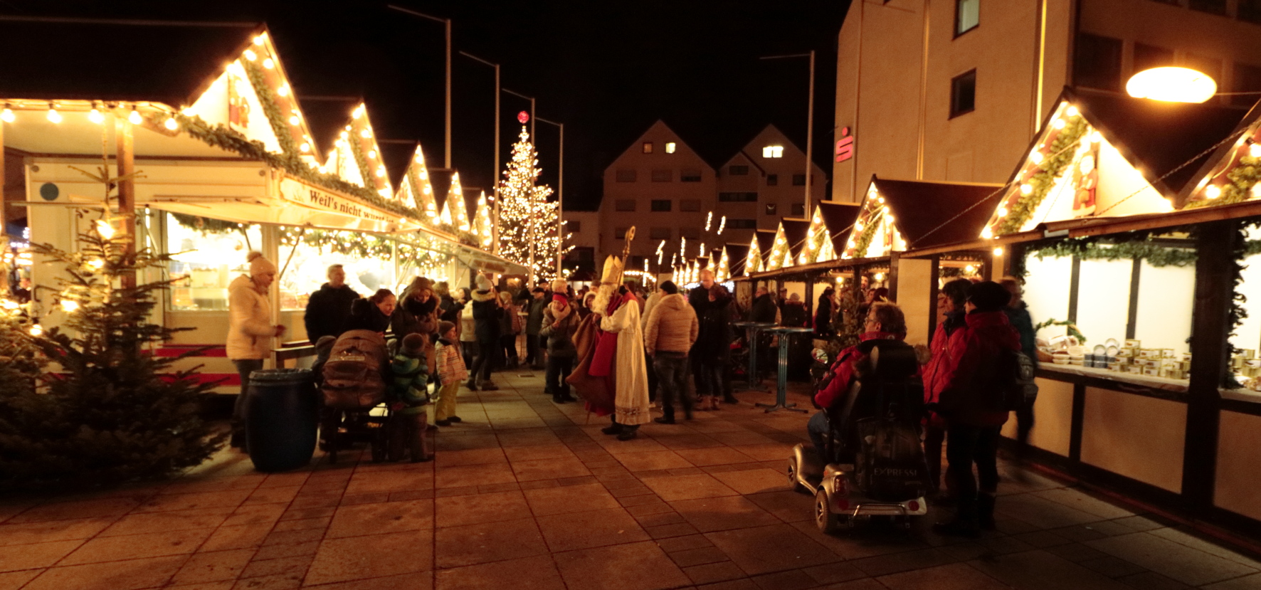 Weihnachtsmarkt "senden leuchtet"
