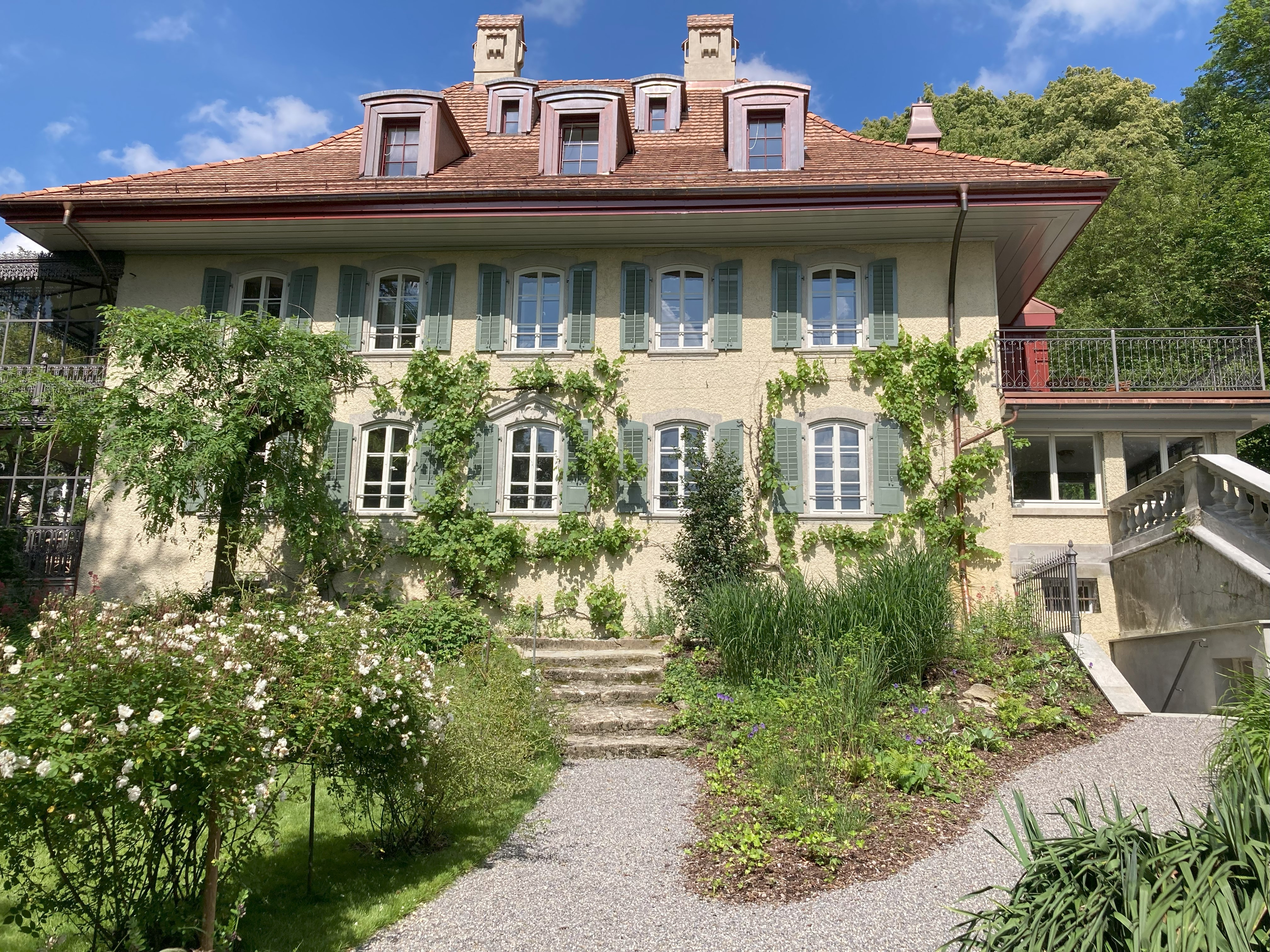 Lenzburg_Villa Sonnenberg_Aussenansicht_Neu