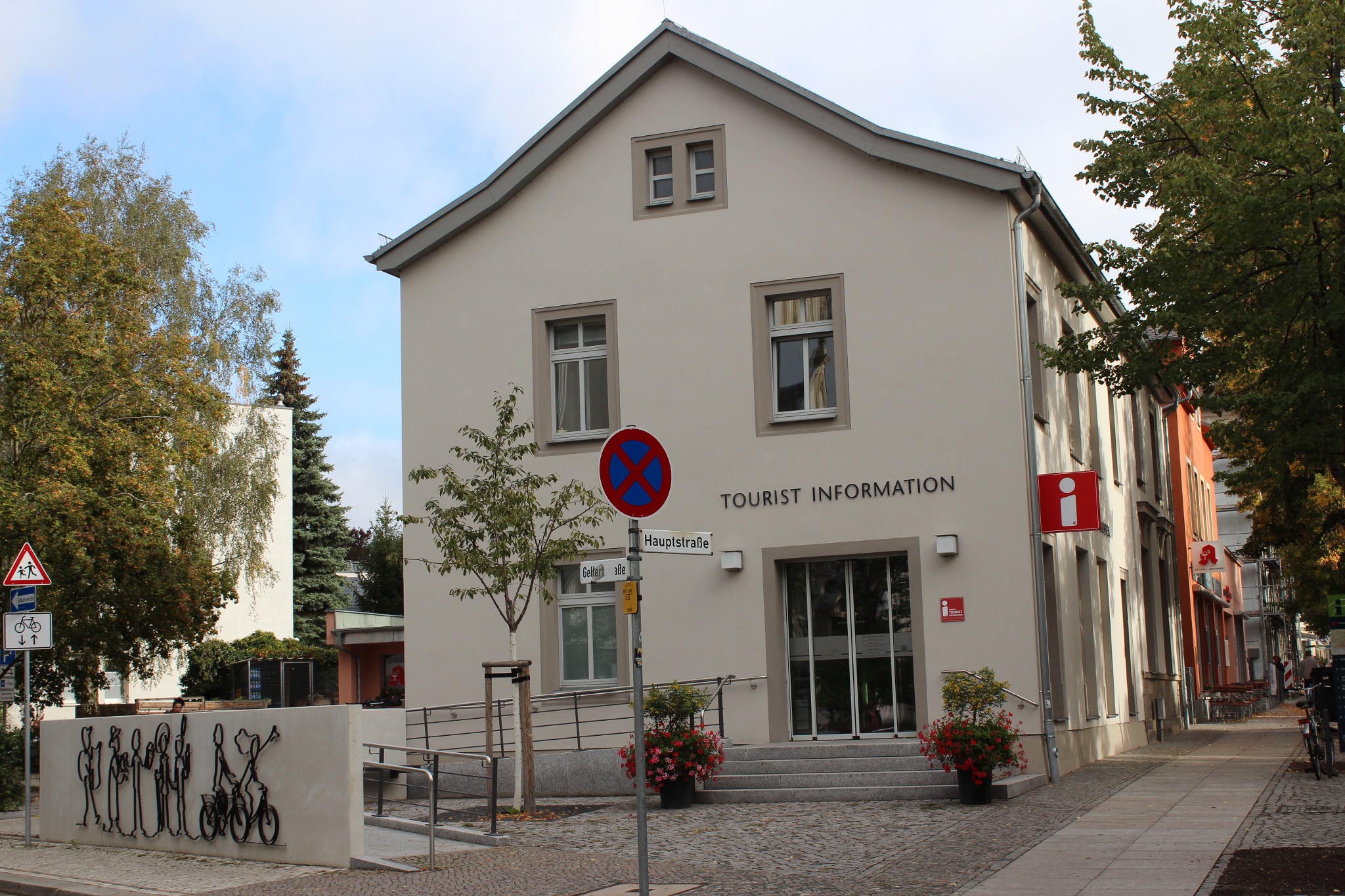 Weinautomat in der Tourist Information Radebeul – Motiv