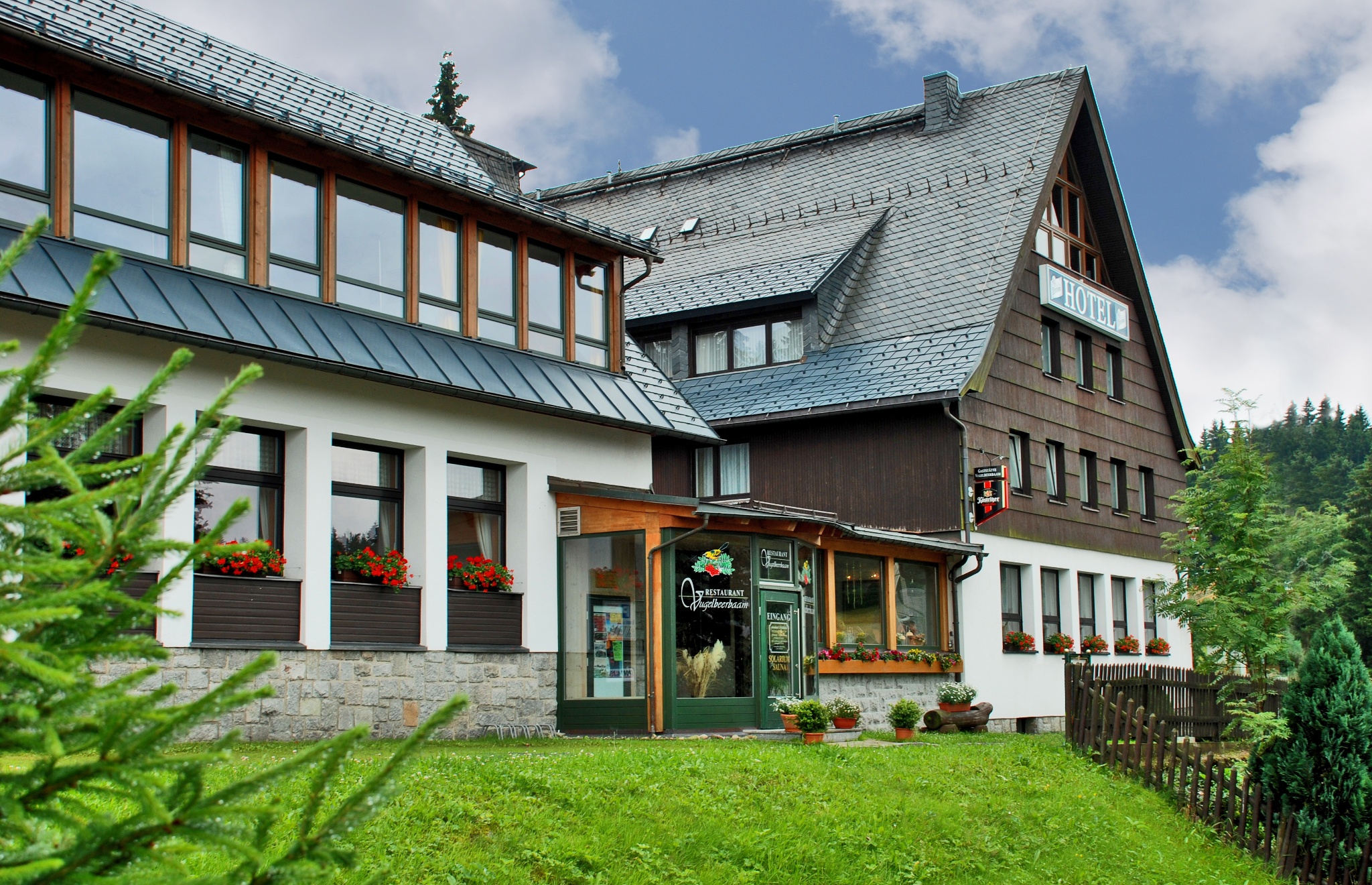 Restaurant Vugelbeerbaam Mühlleithen – Motiv