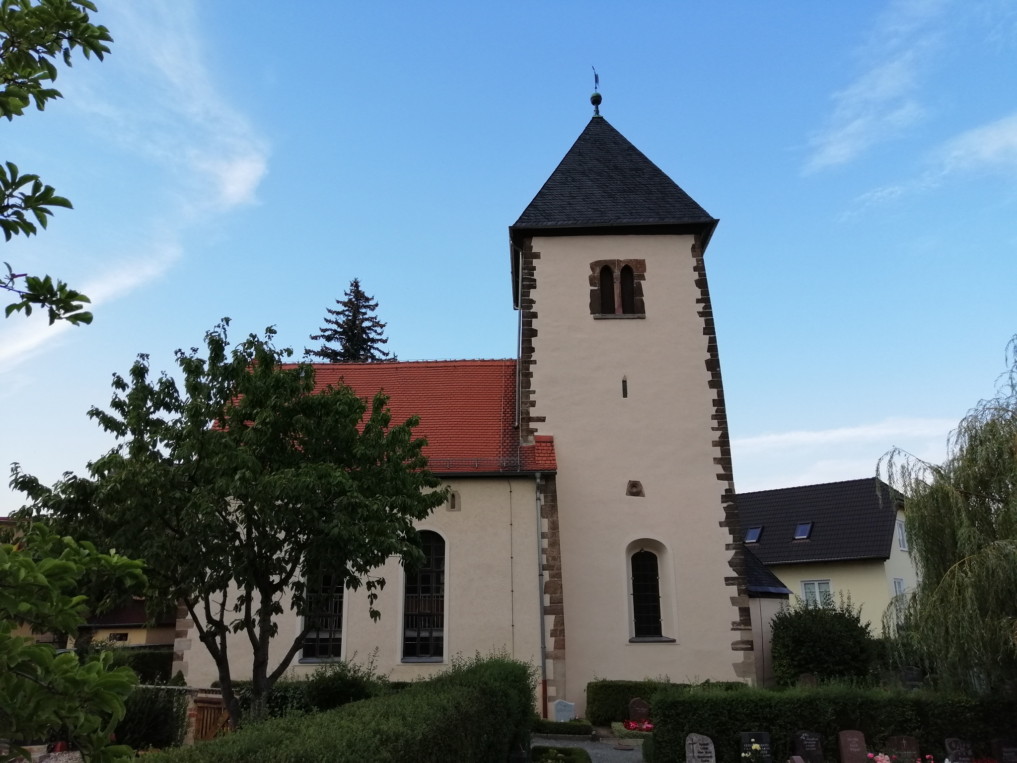 Kirche St. Ursula Lusan – Motiv