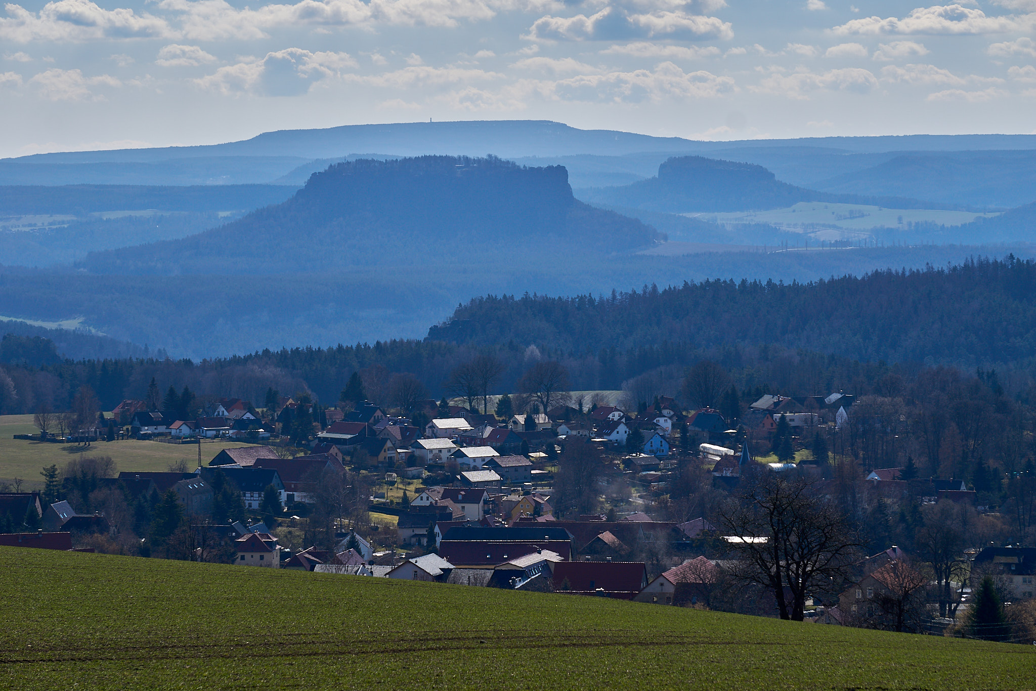 Rathewalde: Hohburkersdorfer Rundblick mit Himmelschlüsselweg