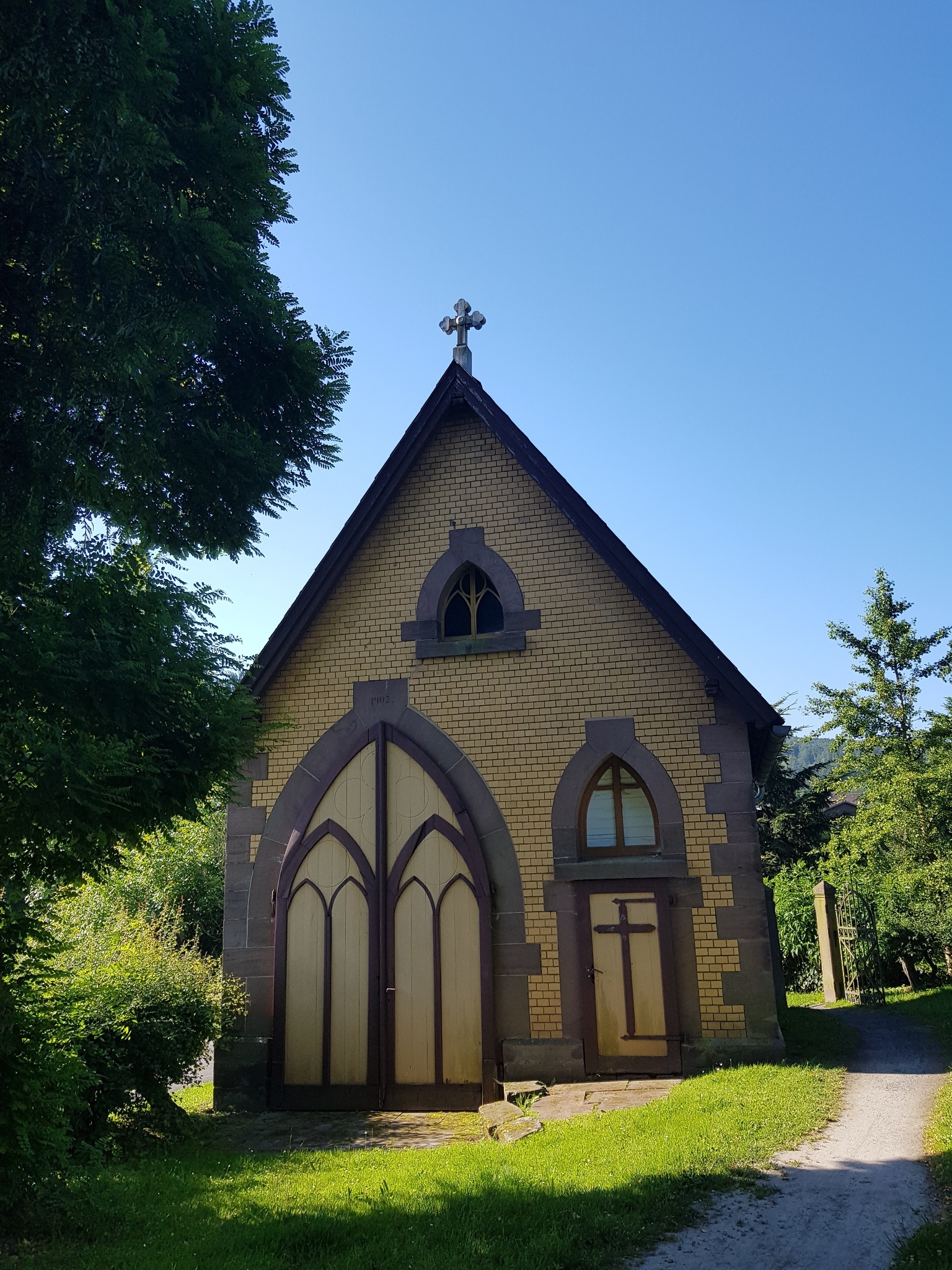 Alter Friedhof mit Friedhofskapelle
