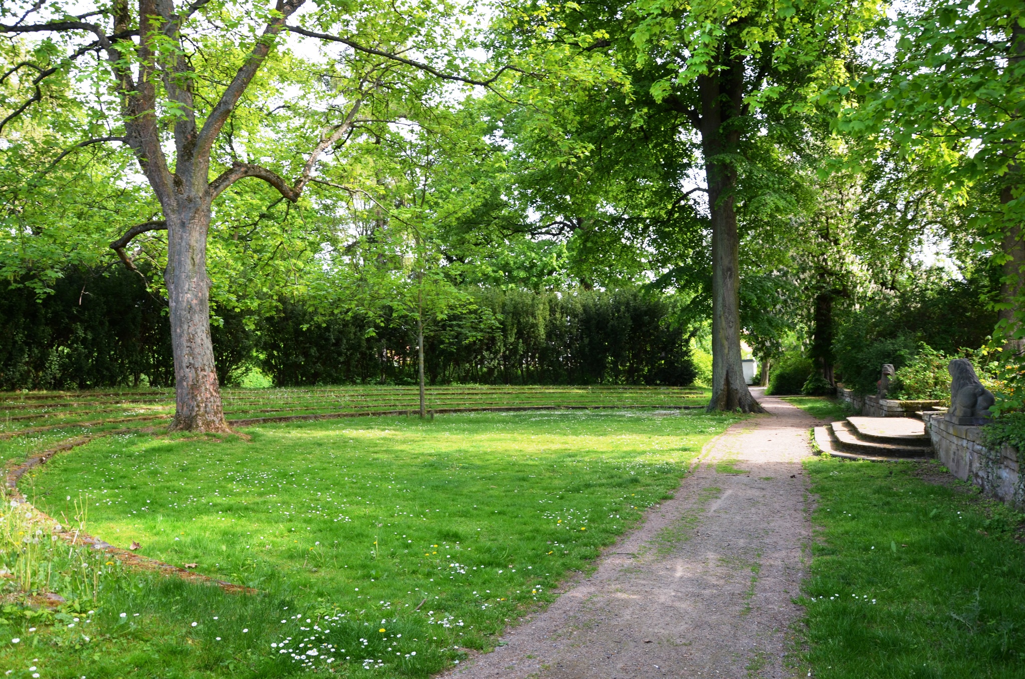 Freilichtbühne im Gutspark