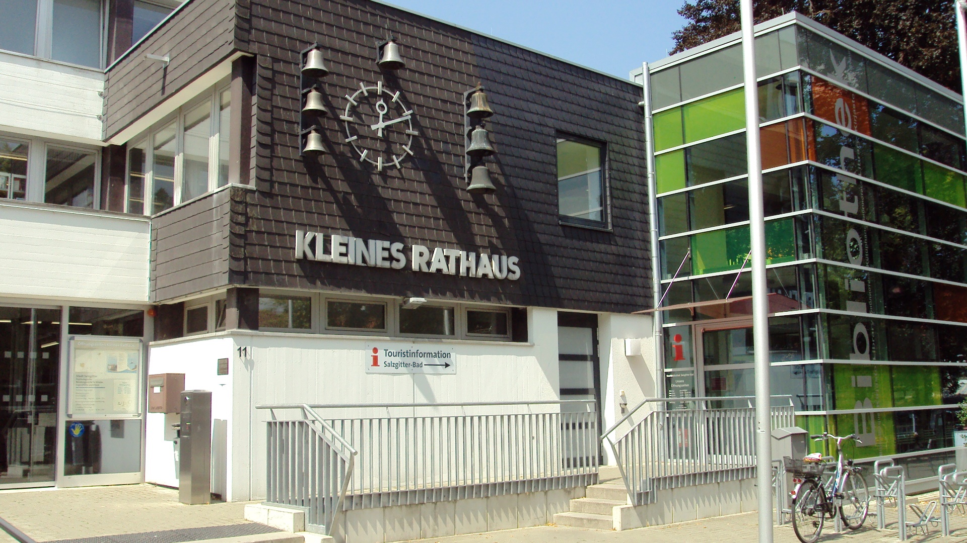 Die Bergmannsuhr (Glockenspiel am kleinen Rathaus)