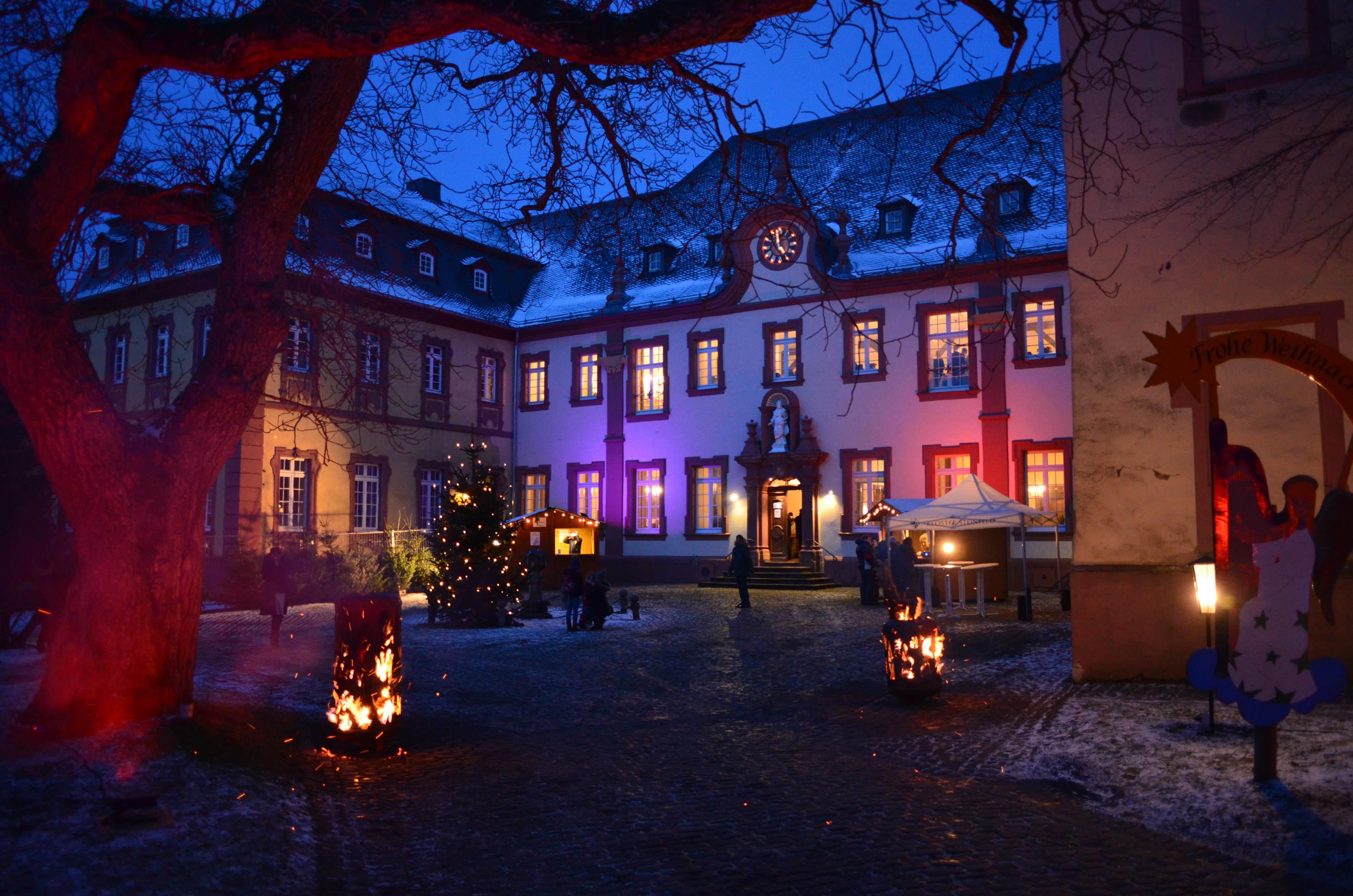 Weihnachtsmarkt in Kloster Steinfeld