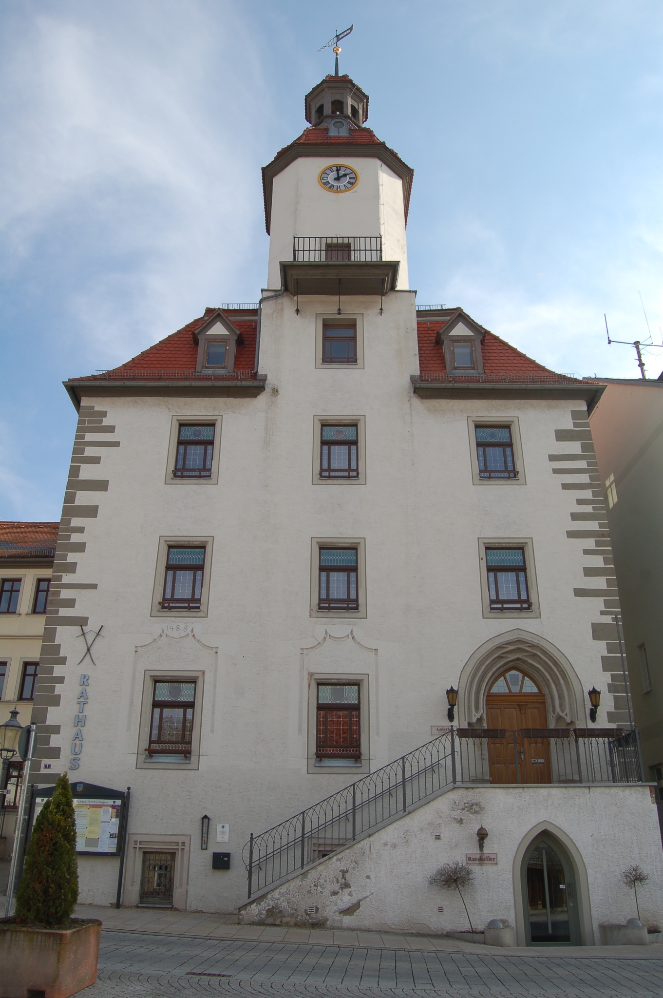 Marktplatz mit Rathaus und Brunnen – Motiv