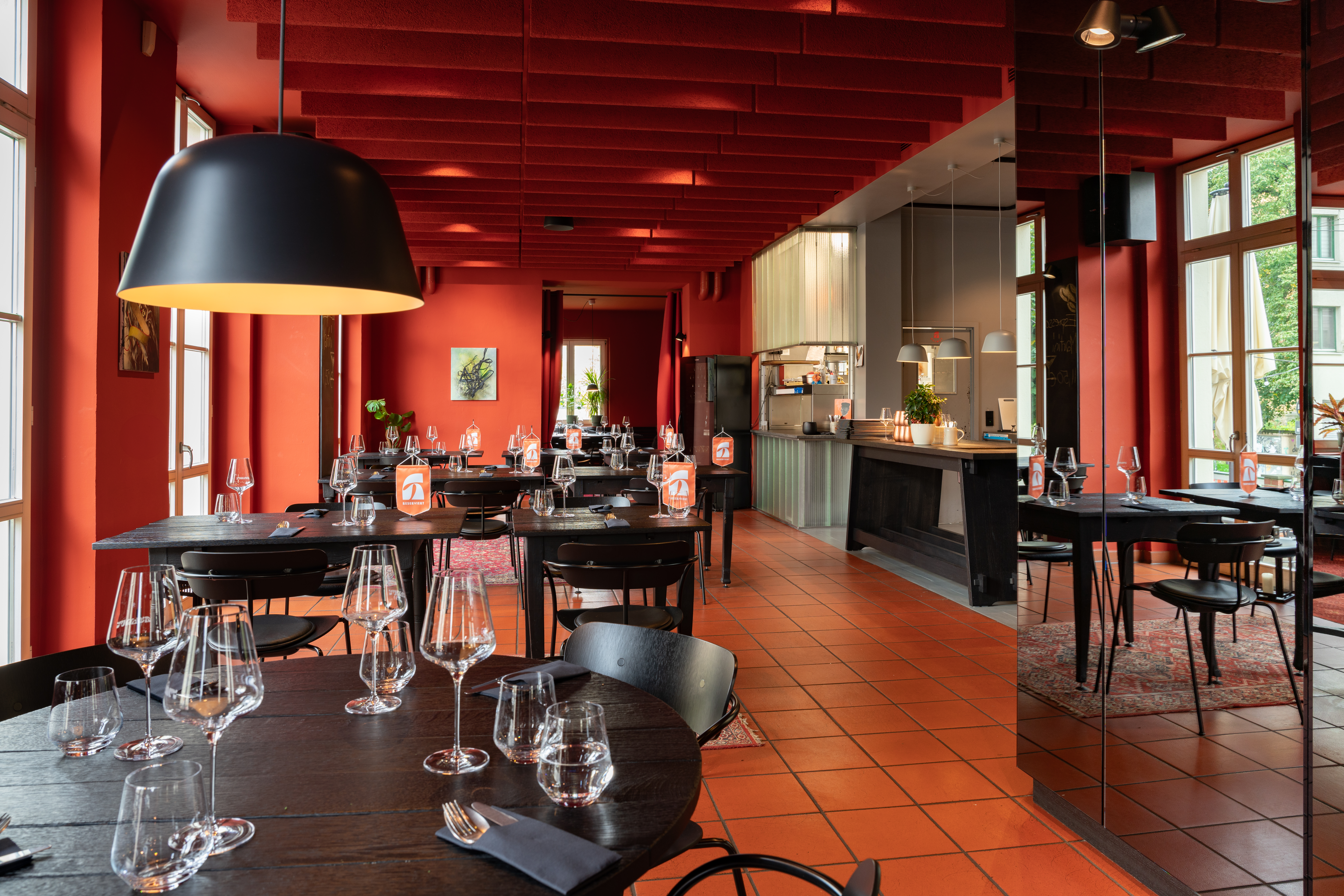 Gasthaus Helmut – Motiv