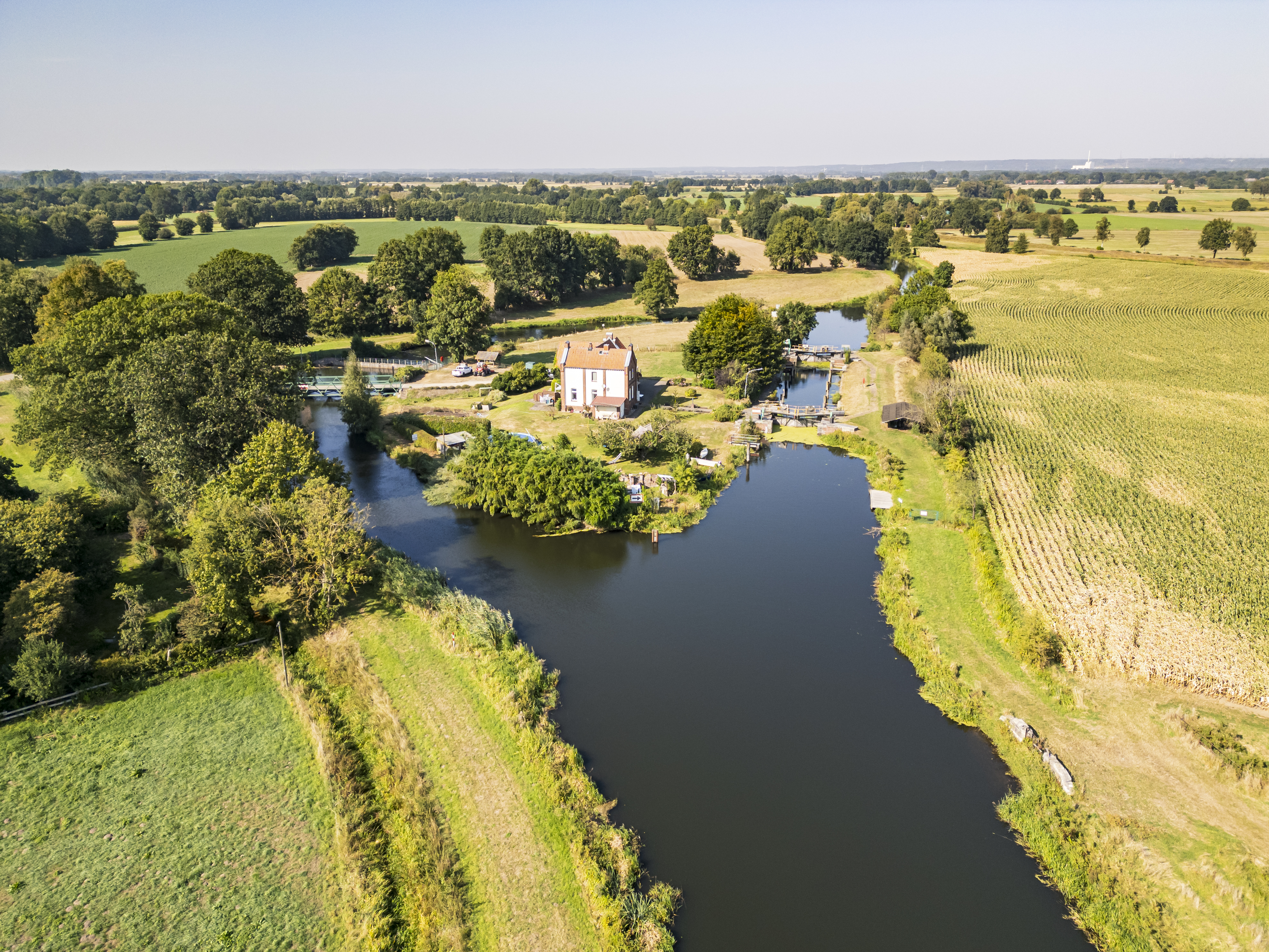 Ilmenau Nadelwehr und Schleuse Wittorf