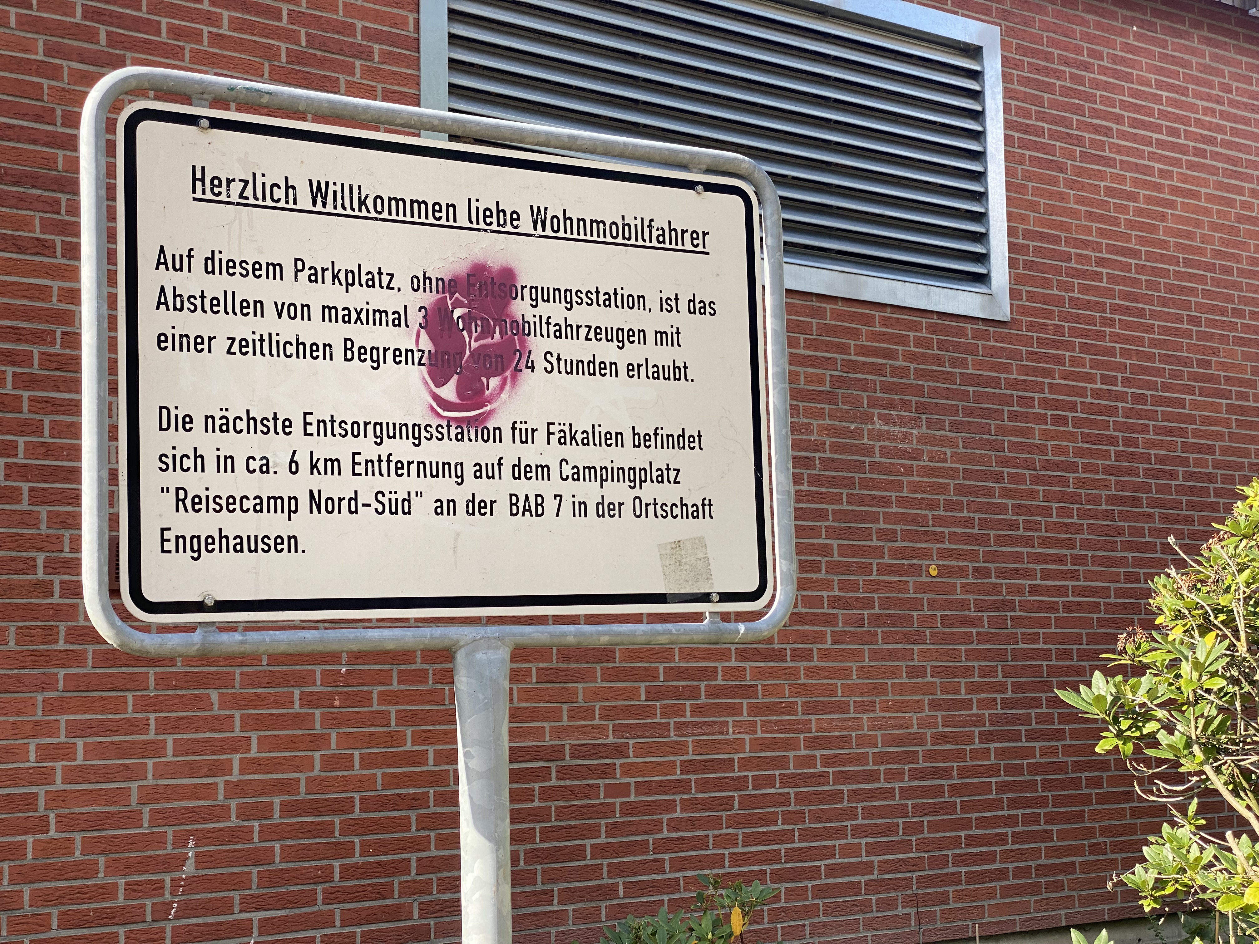Wohnwagenplatz am hallenbad.jpeg