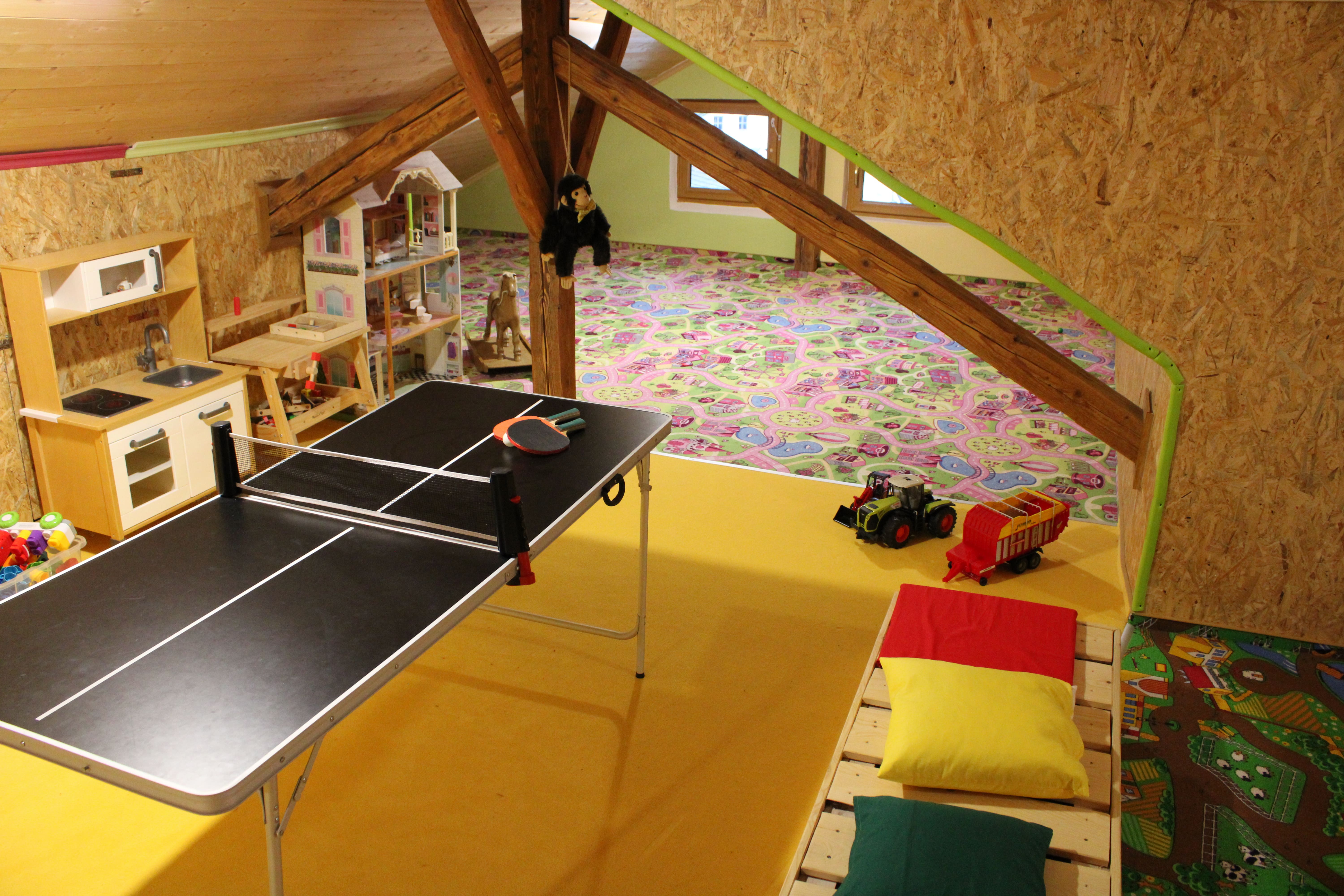 Spielzimmer_DimpflStadl.JPG