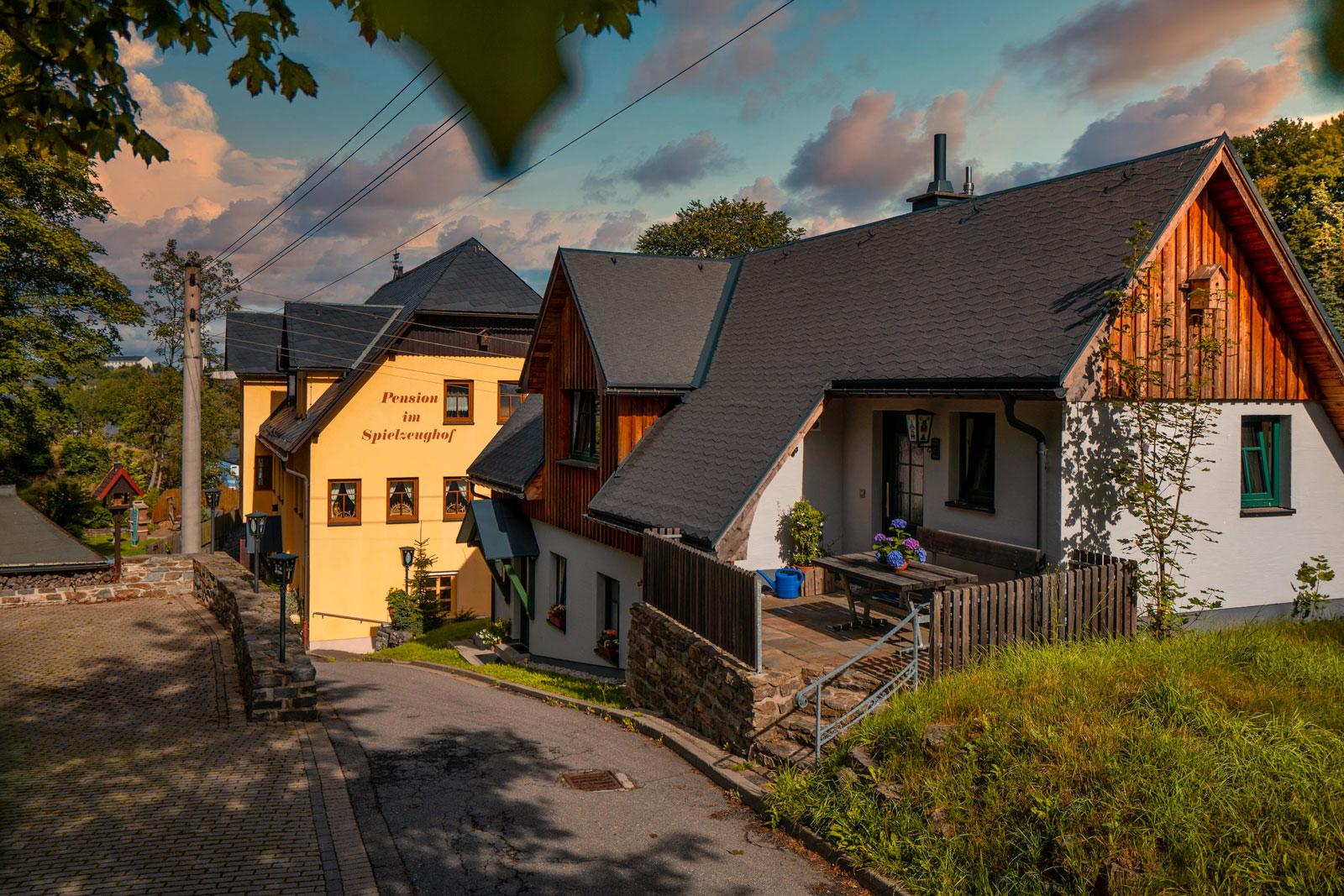 Spielzeughof Seiffen – Bingenhaus – Motiv