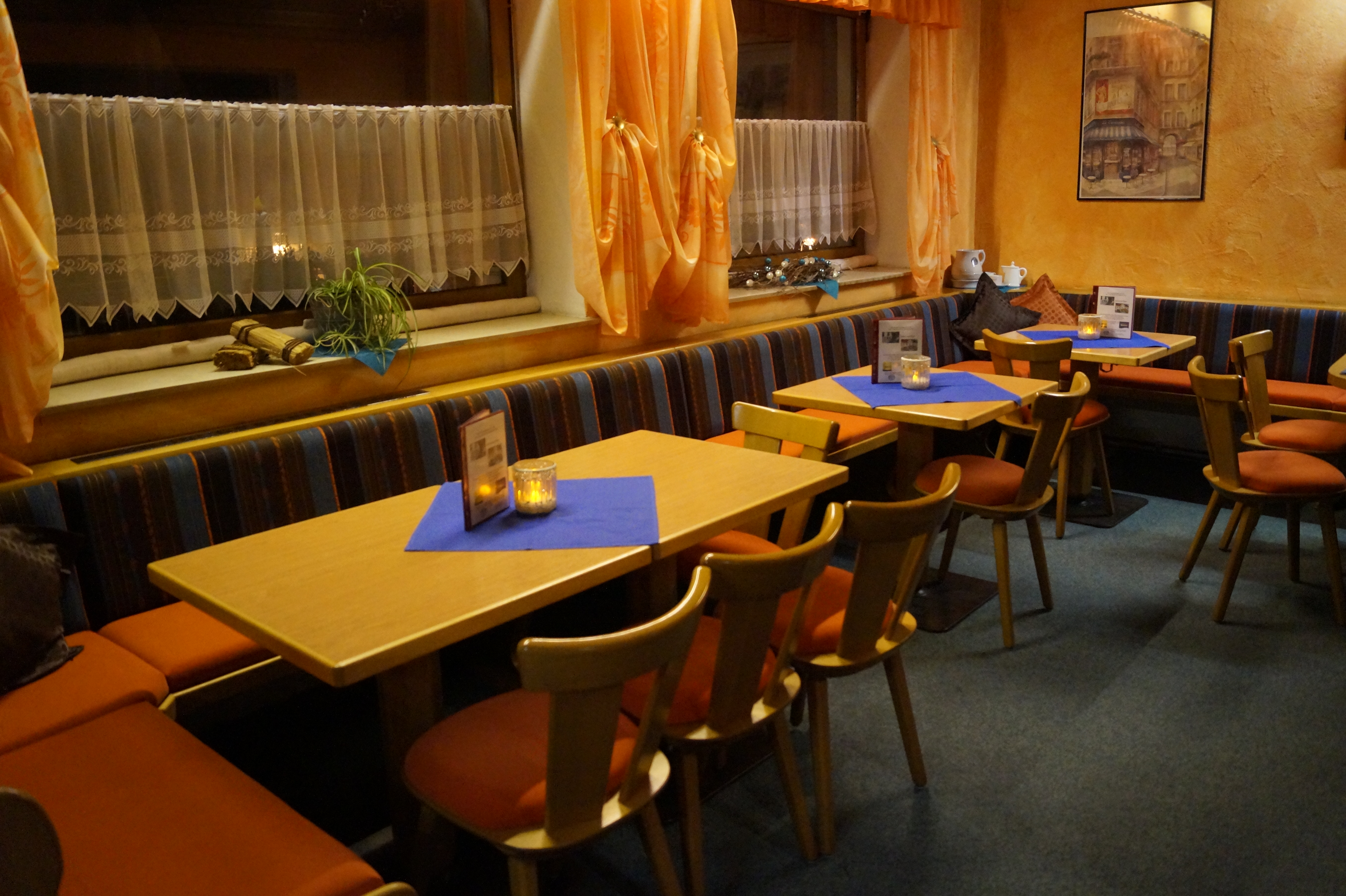 Cafe_Marchl_Innenraum.JPG
