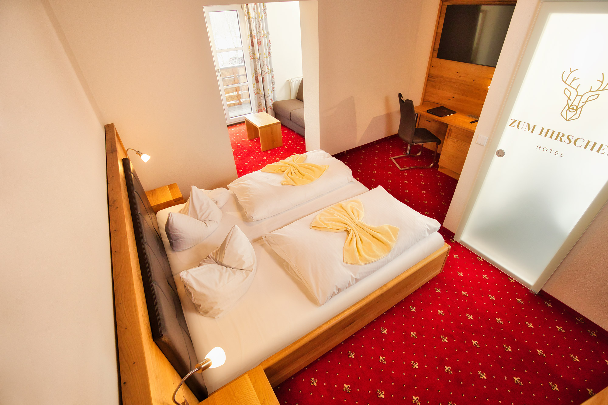Hotel_Hirschen_Doppelzimmer_3.jpg