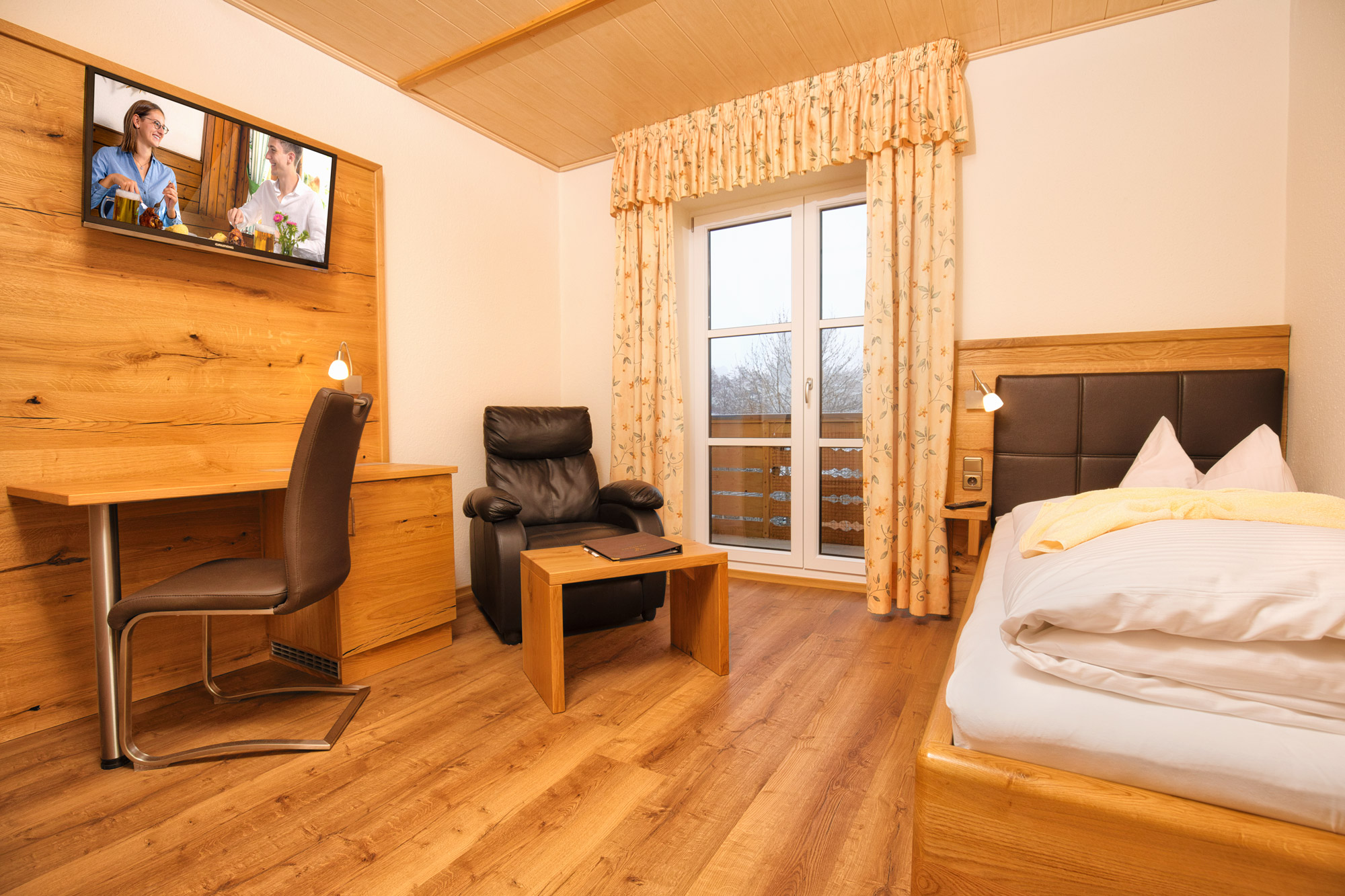 Hotel_Hirschen_Einzelzimmer.jpg