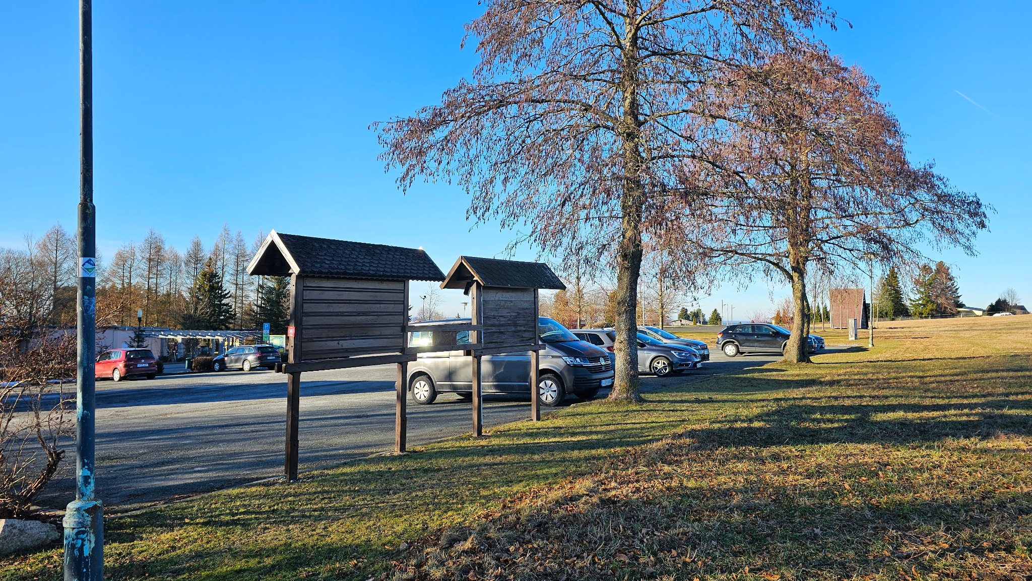 Parkplatz am Kulturhaus Beerheide – Motiv