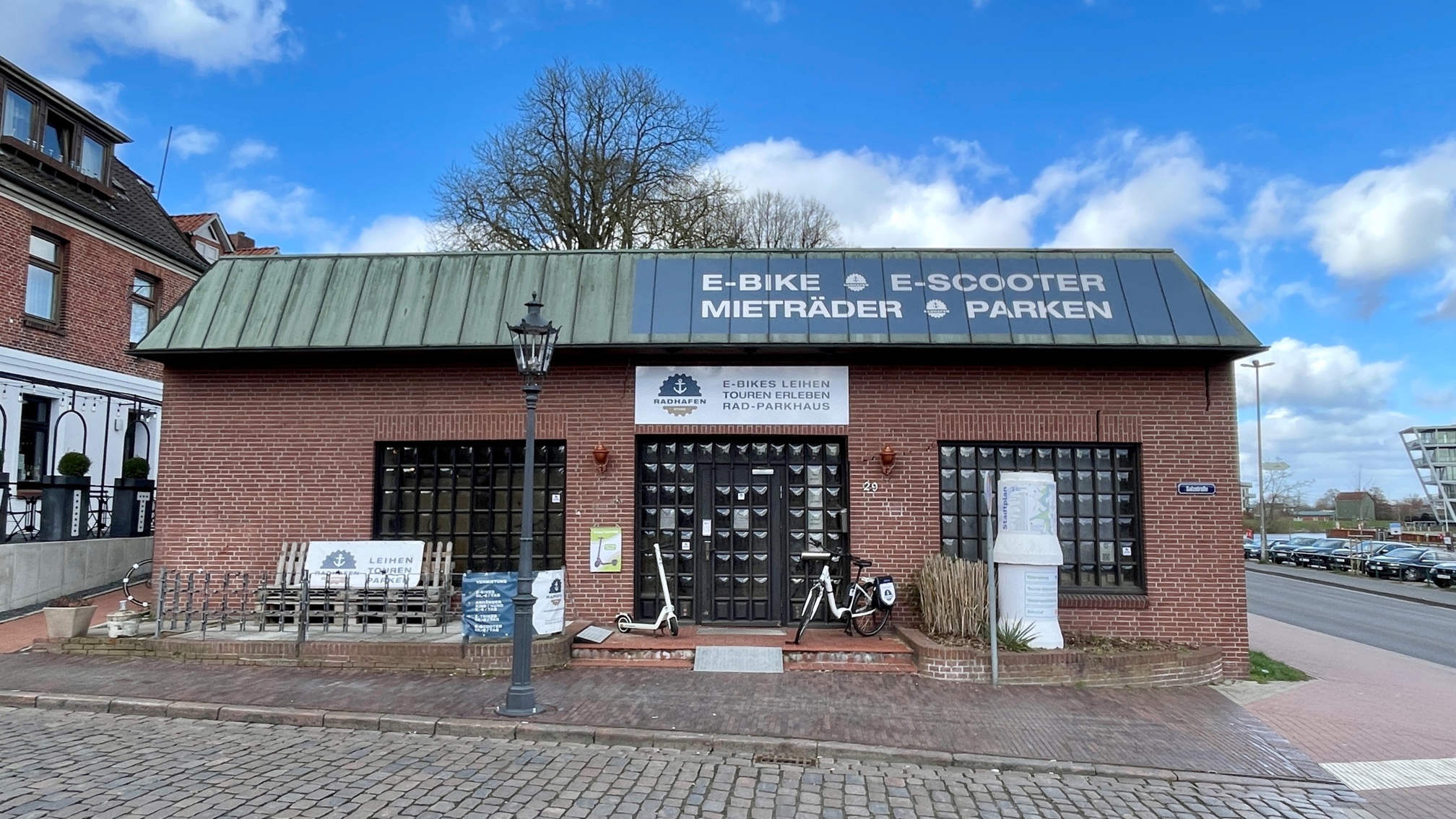 RADHAFEN STADE | Fahrradverleih | Selfservice