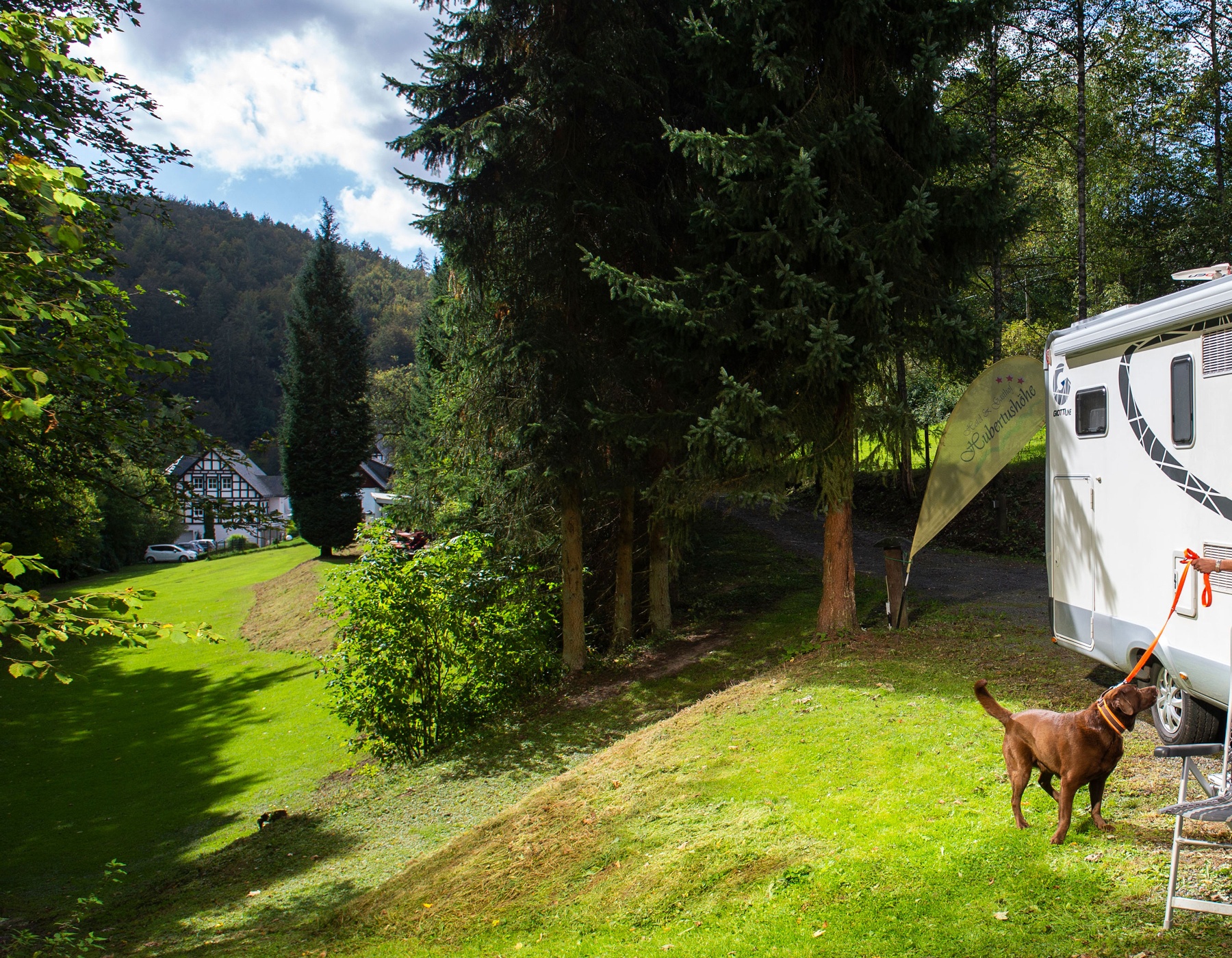 Wohnmobilstellplatz Hotel & Gasthof Hubertushöhe – Schmallenberg