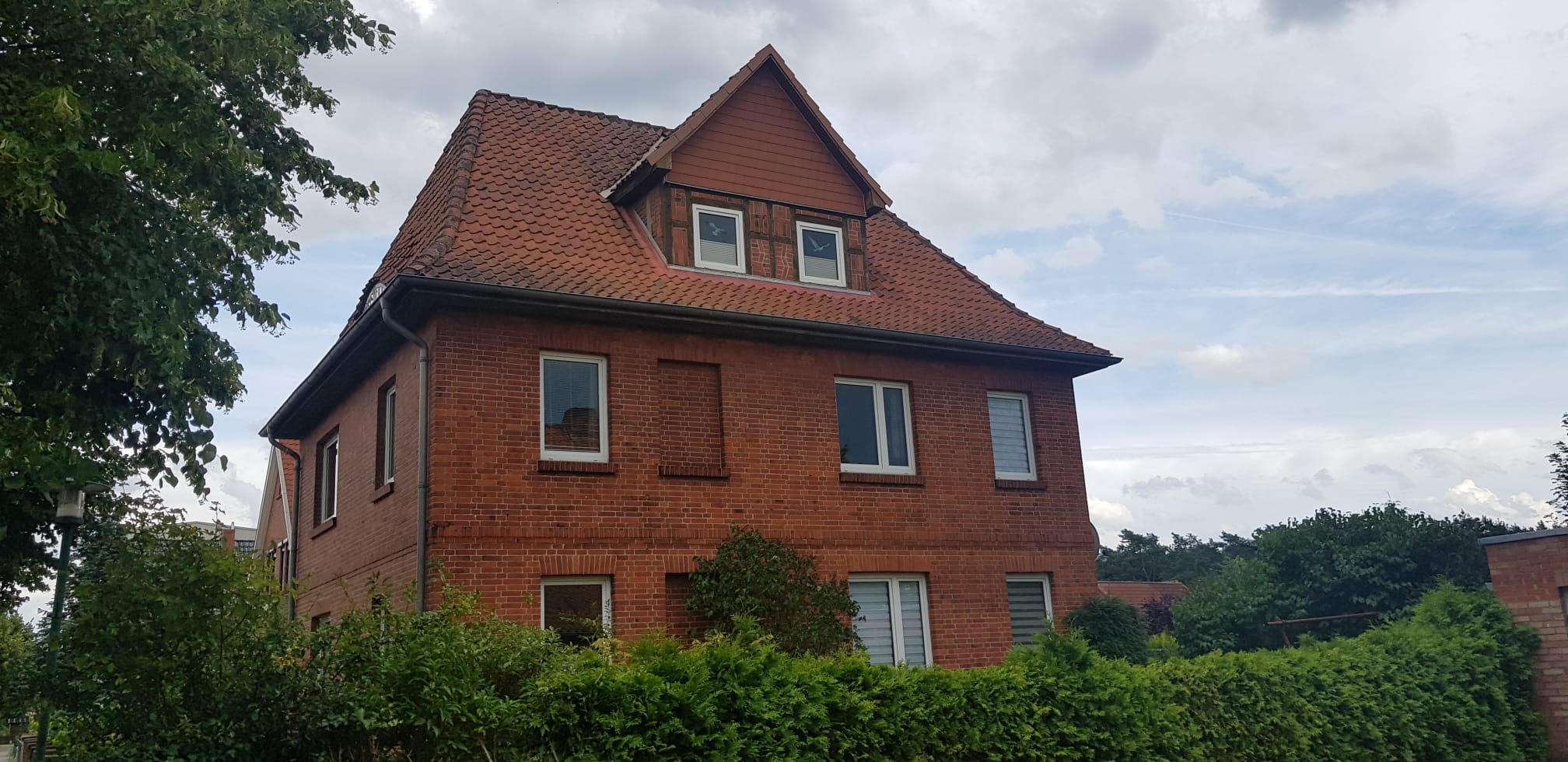 Haus Seitenansicht.jpeg