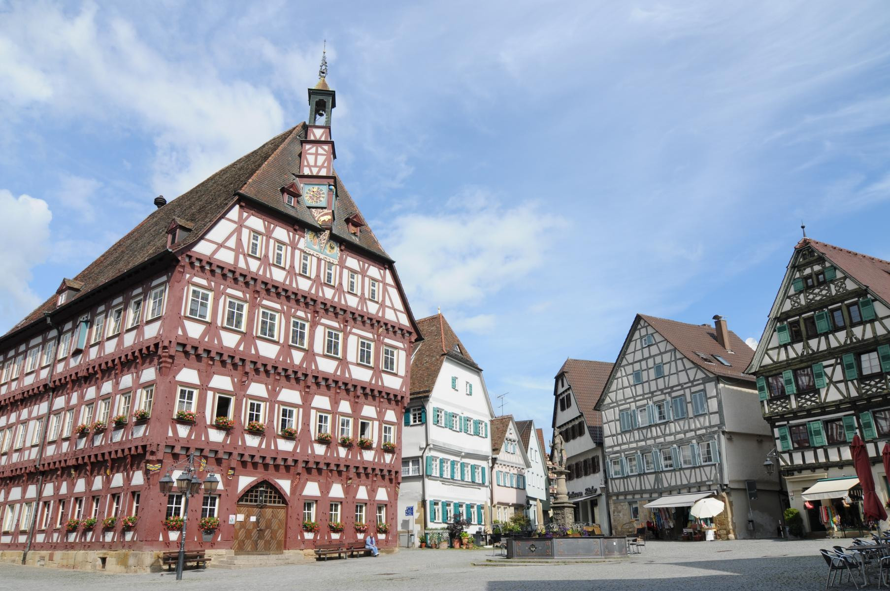 Stadtführung mit Weinprobe