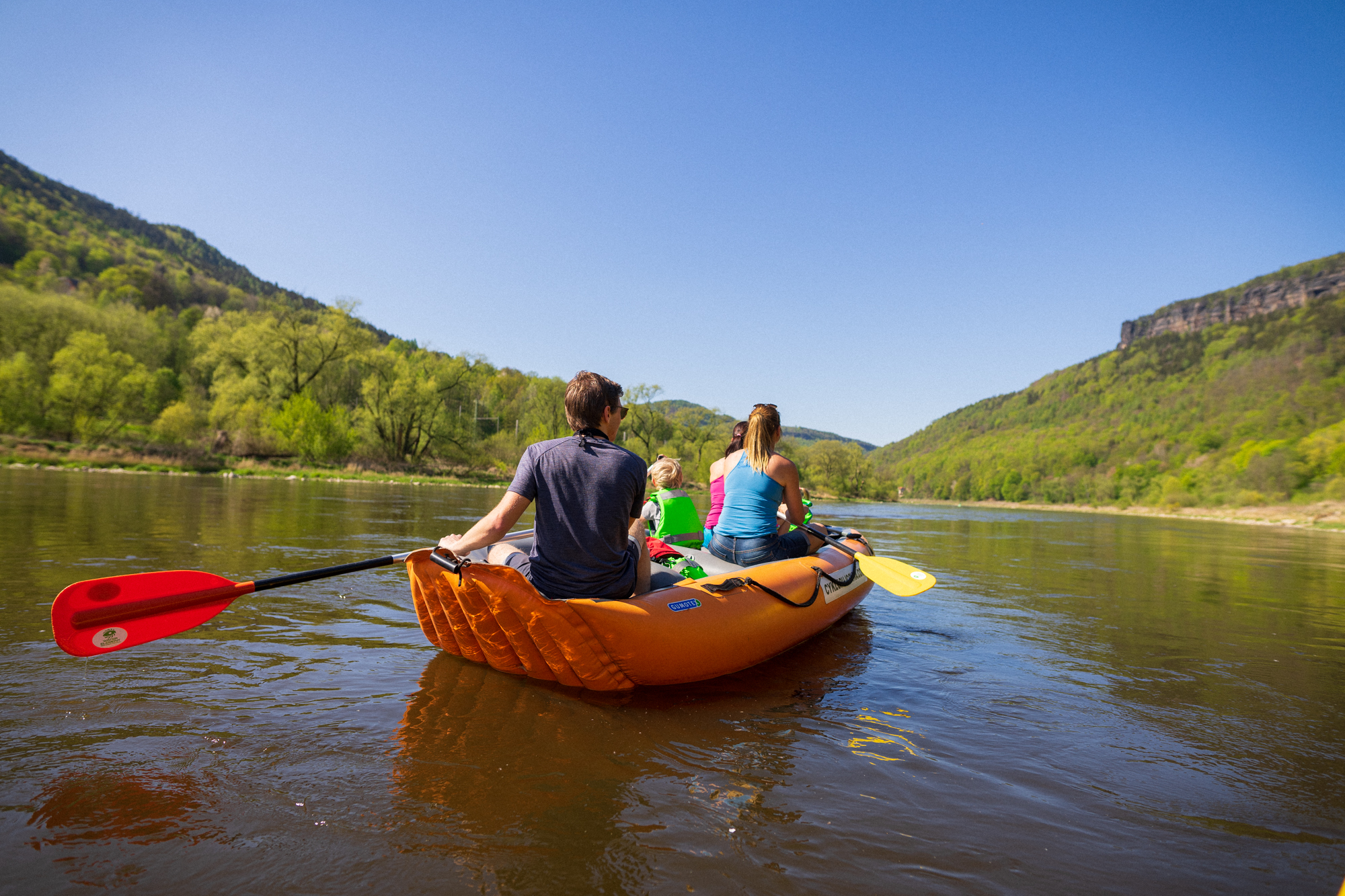 Fluss- und Bergwandertour - - mit dem Packraft unterwegs