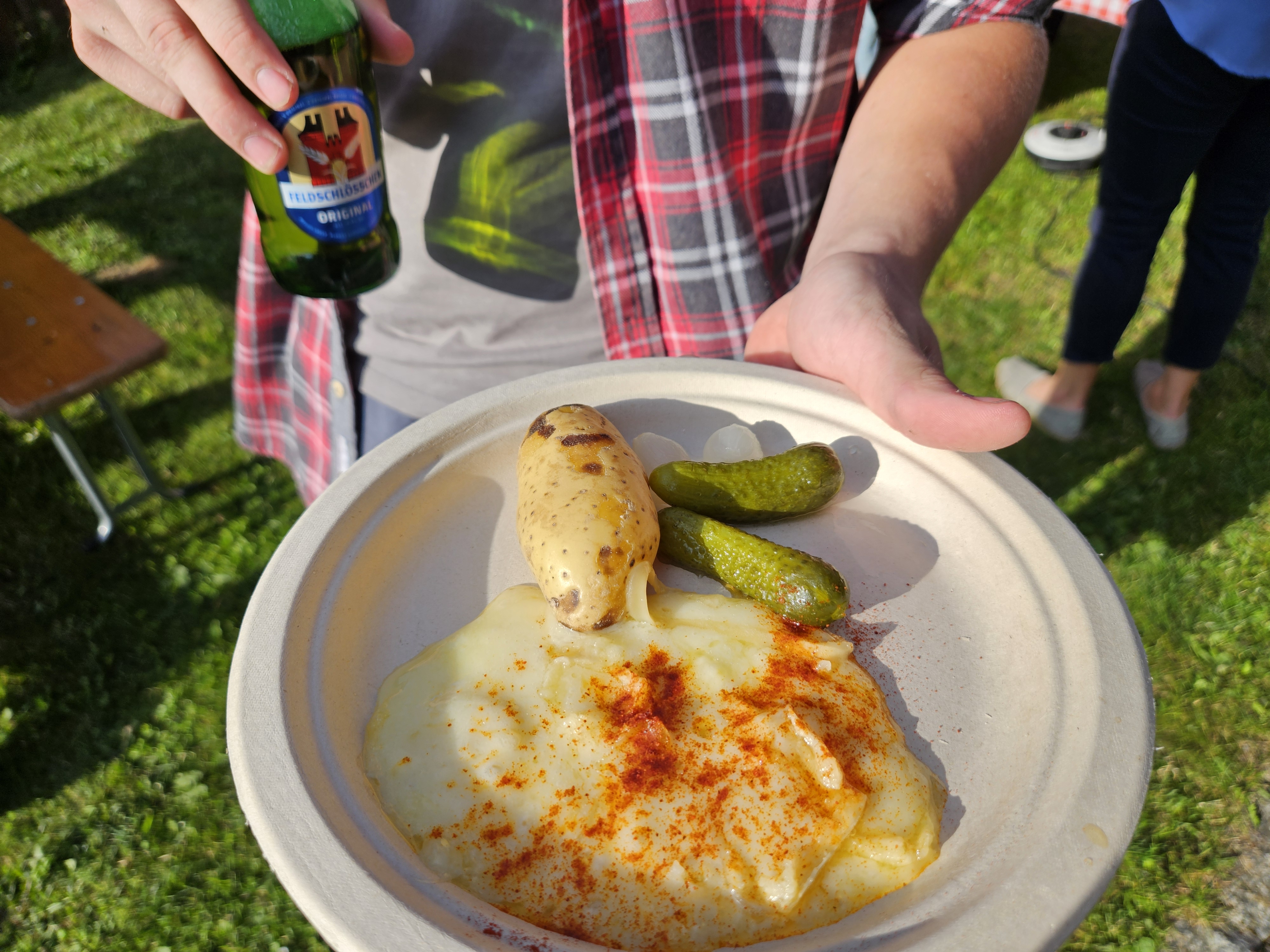 Öffentlicher Raclette Abend Die Mitte Seen mit Prominentem Gastgespräch
