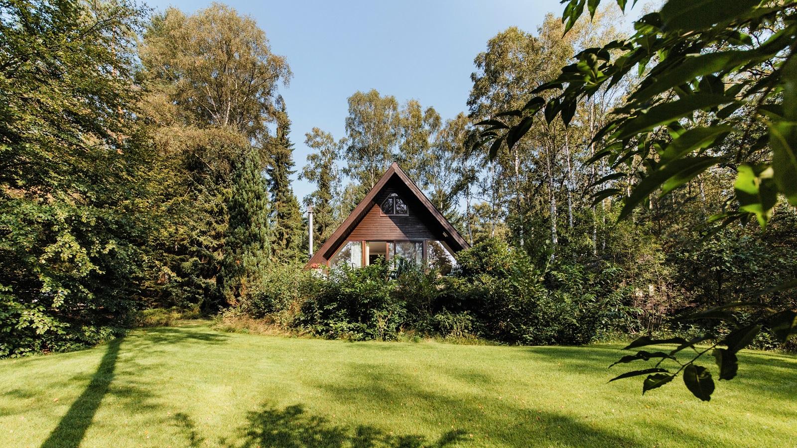 Waldhaus Heidetraum Außenansicht Gartenseite