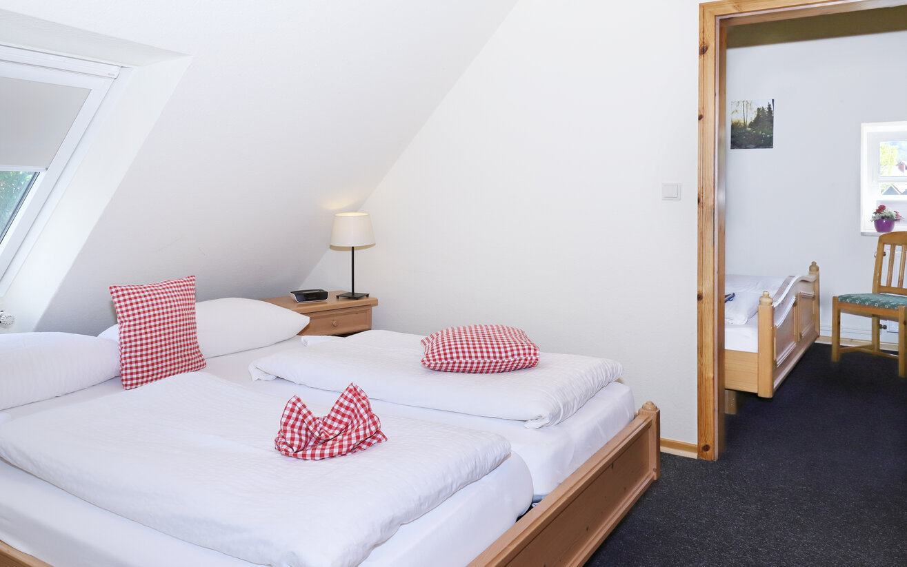 Bauernhof Sprengel: Ferienwohnung Zum Thieplatz****, Bad Gandersheim