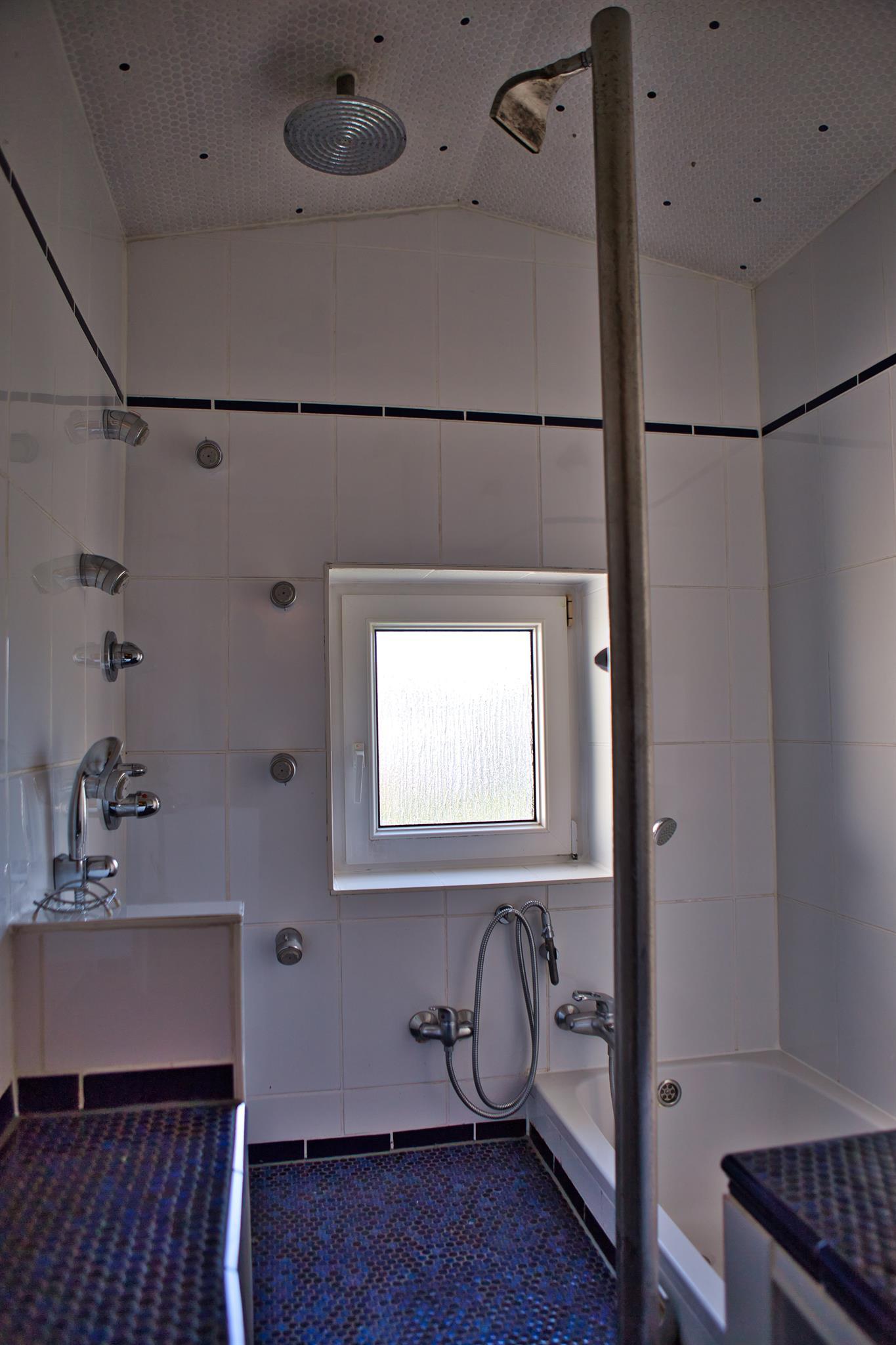 Bad/Dusche
