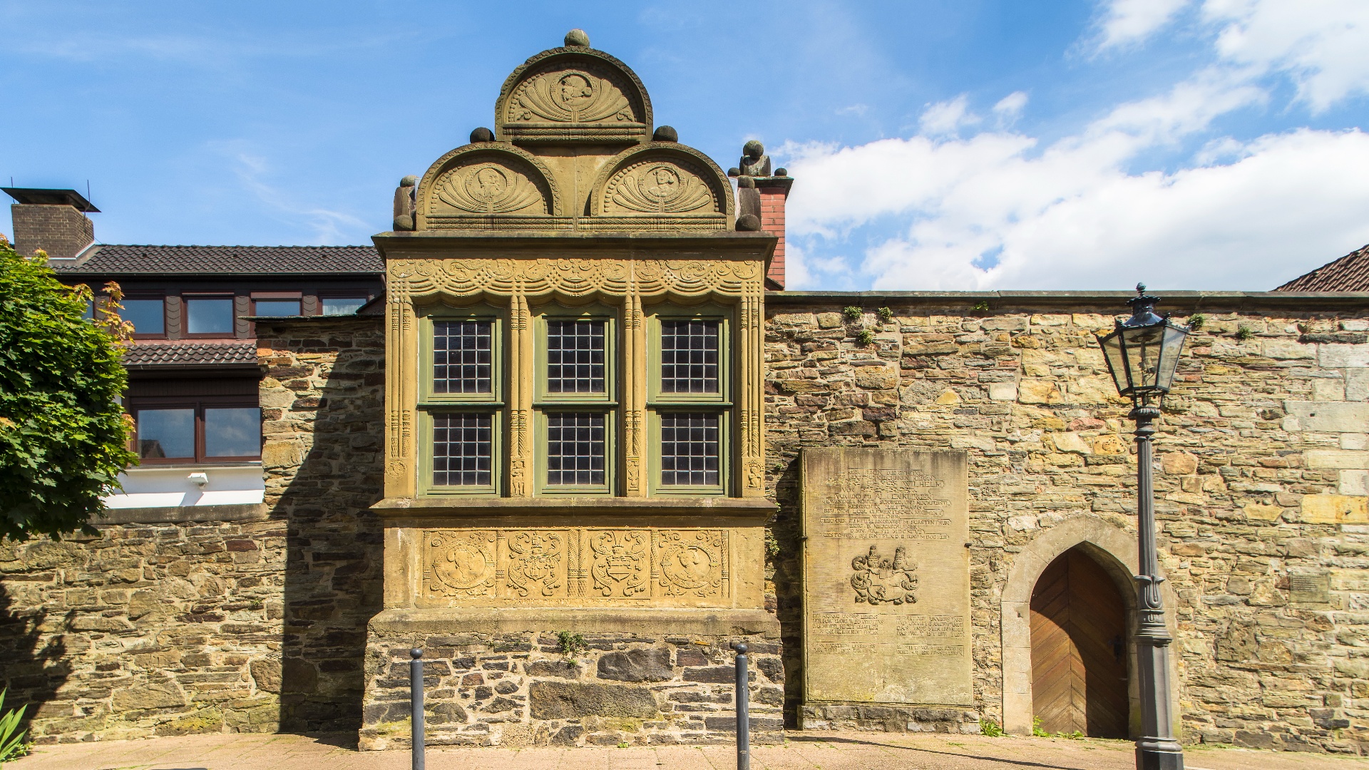 Münchhausenhof Rinteln mit Archivhaus und Scheune