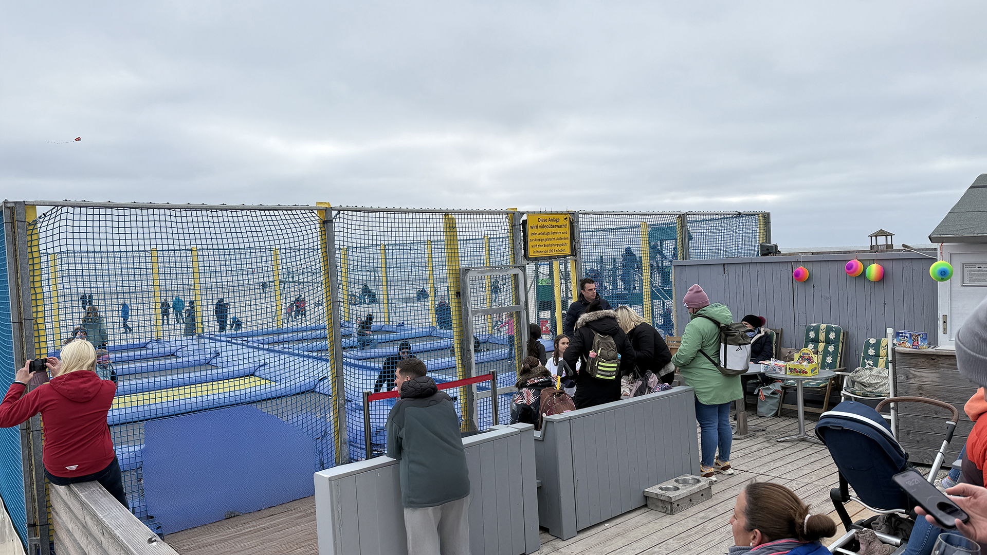 Trampolinanlage am Weststrand