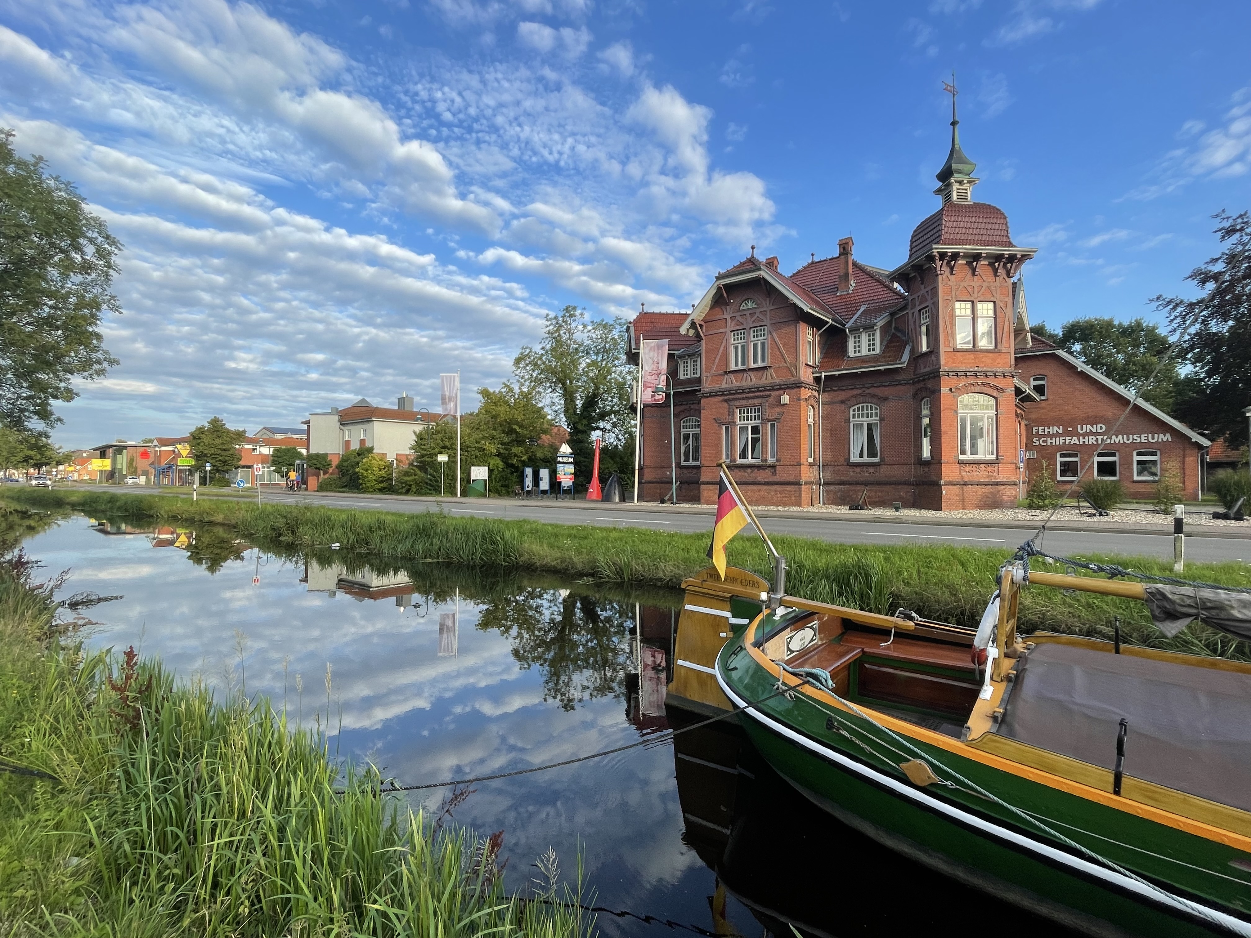 Toiletten im Fehn- und Schiffahrtsmuseum Westrhauderfehn mit behindertengerechter Toilette