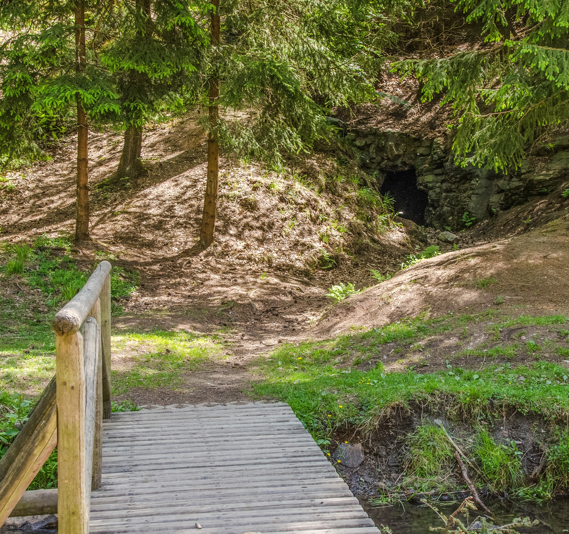Karl-May-Höhle – Motiv