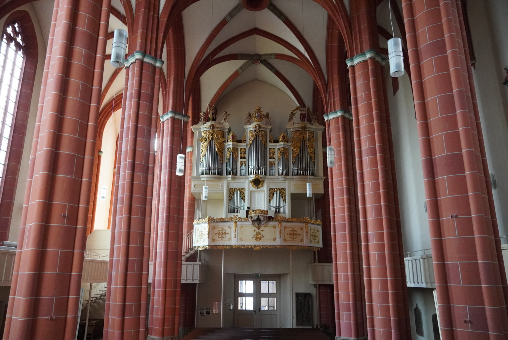 Sicht auf Orgel St. Marienkirche