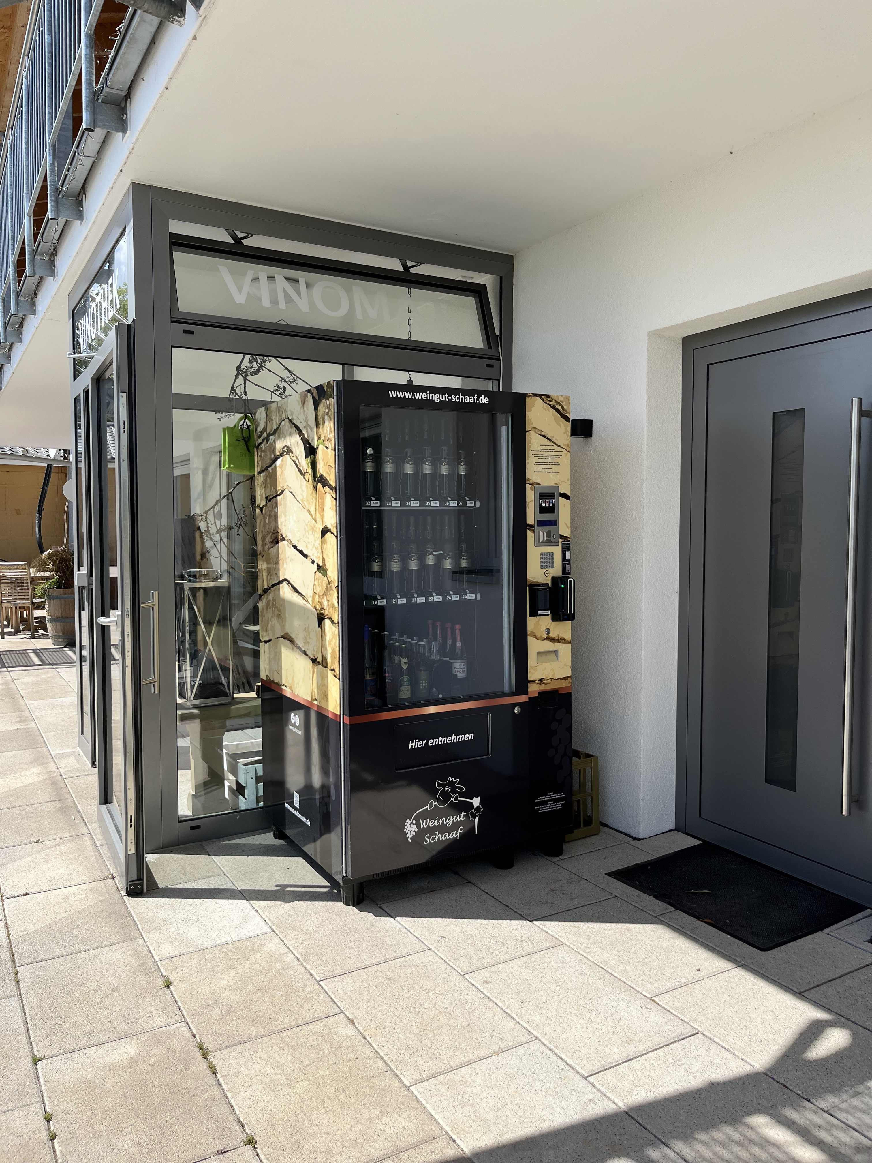 Weinautomat Weingut Schaaf