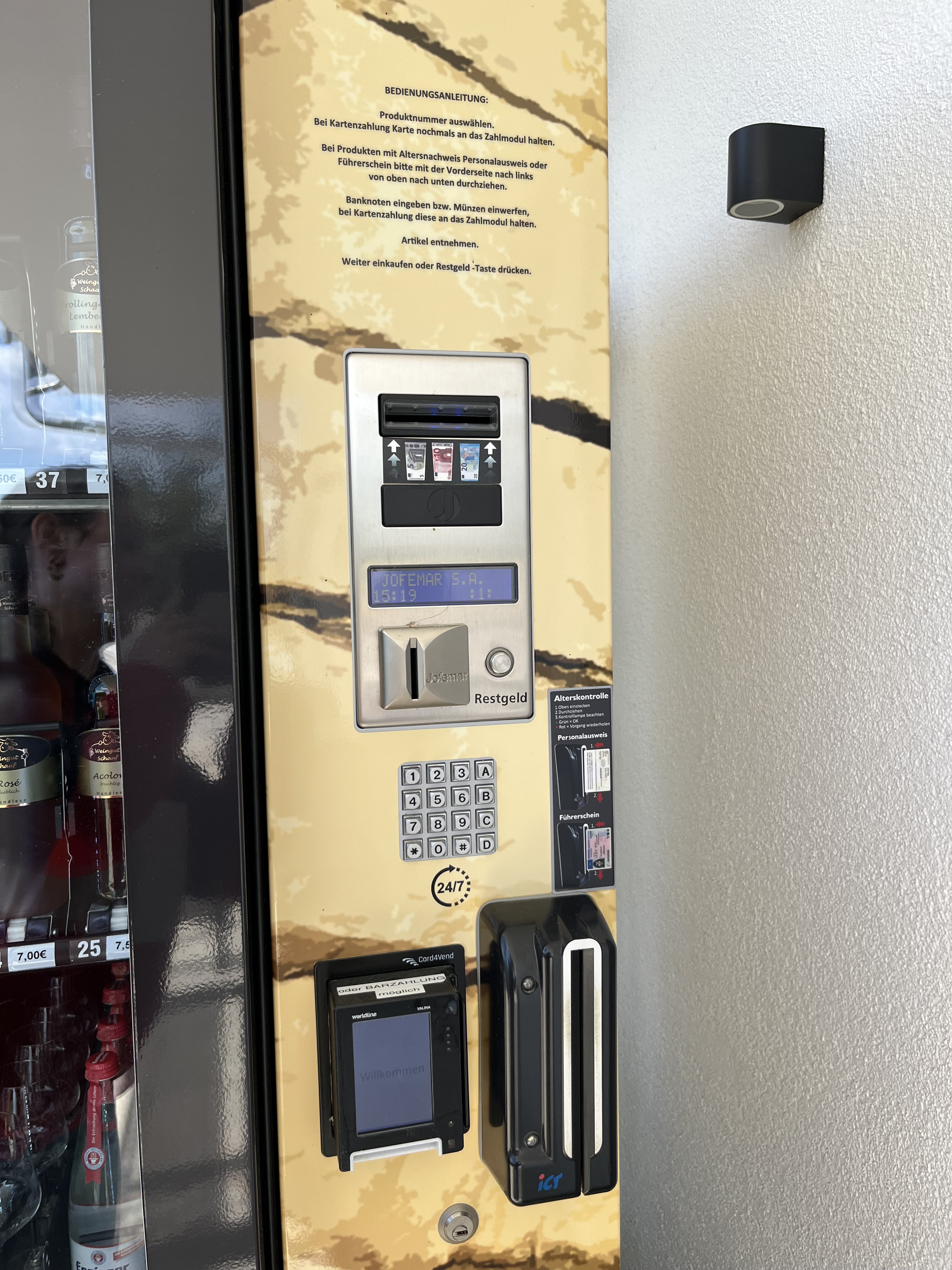 Weinautomat Weingut Schaaf